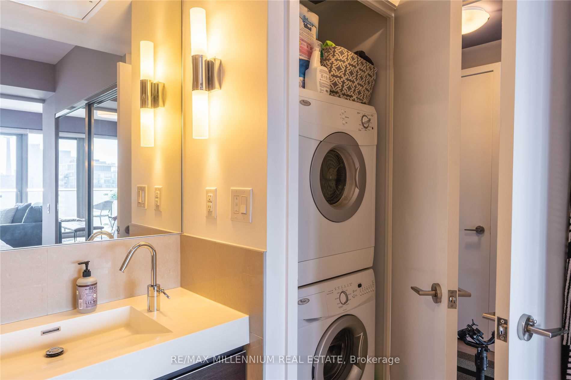 Photo 14 of Unit 3108, 70 Distillery Lane, Toronto, Waterfront Communities — HOMEH