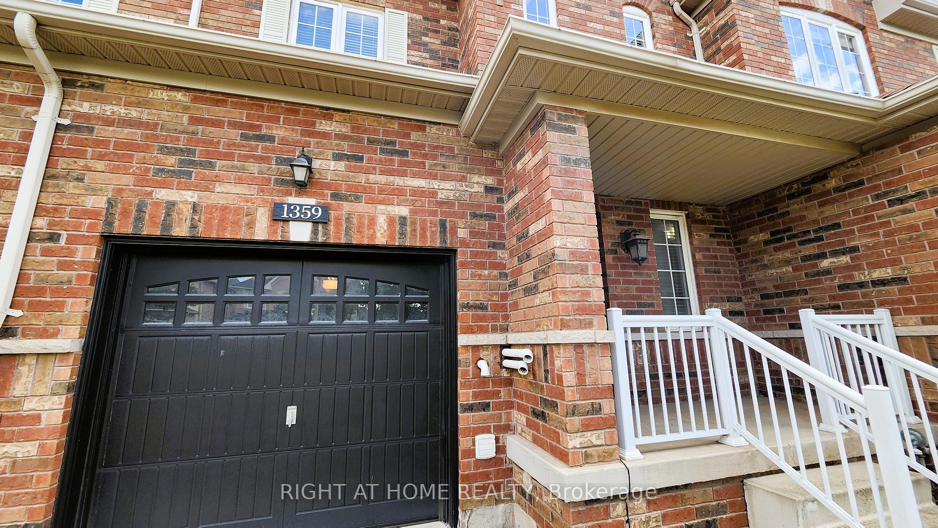 Front of 1359 Kestell Boulevard
