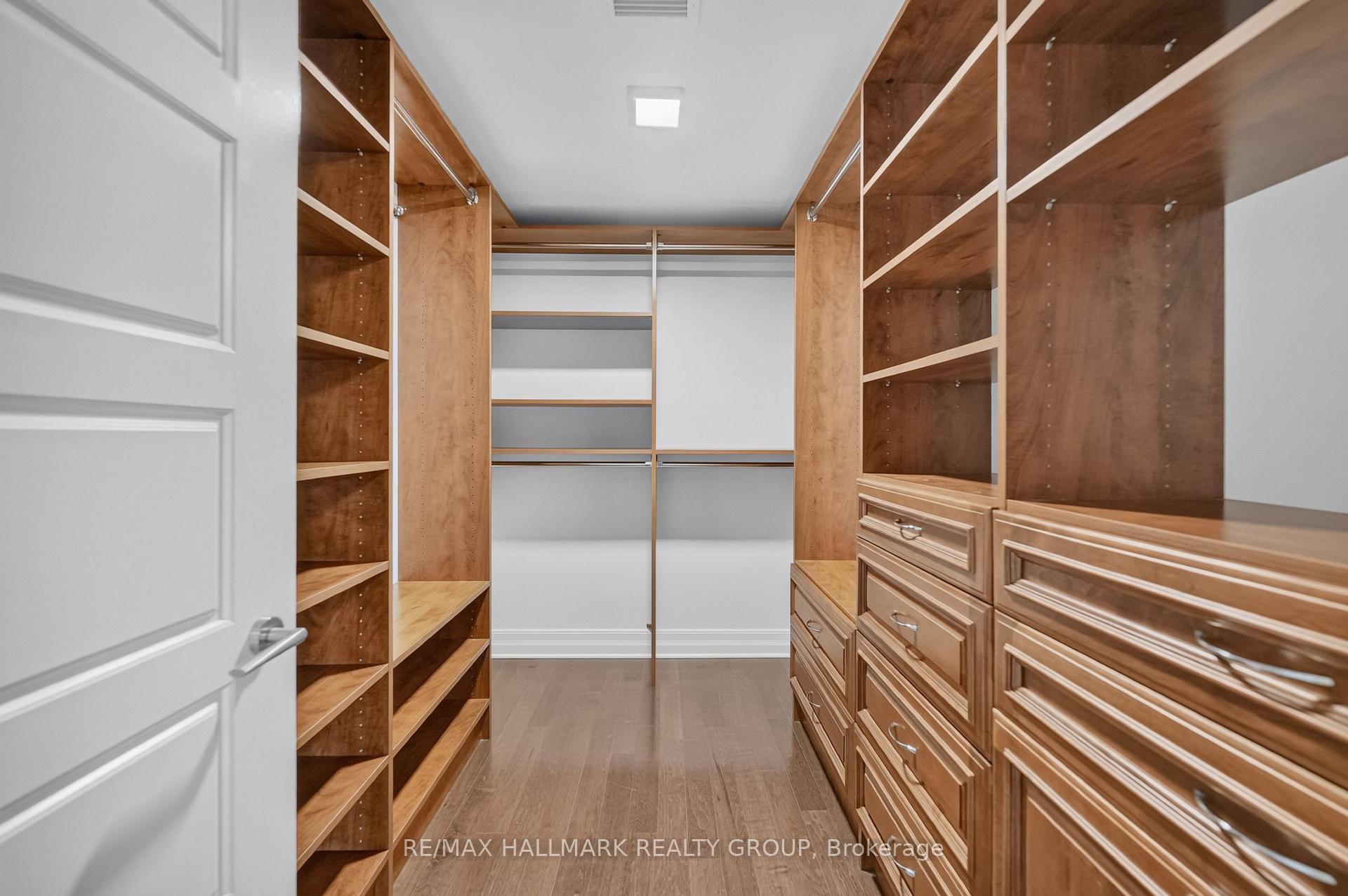 Photo 23 of Unit 101, 419 Laurier Avenue E, Ottawa, Sandy Hill — HOMEH