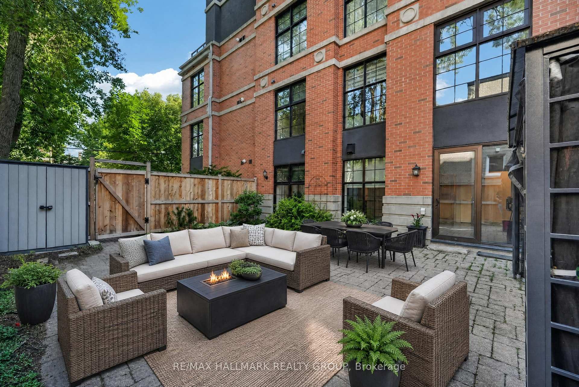 Photo 28 of Unit 101, 419 Laurier Avenue E, Ottawa, Sandy Hill — HOMEH