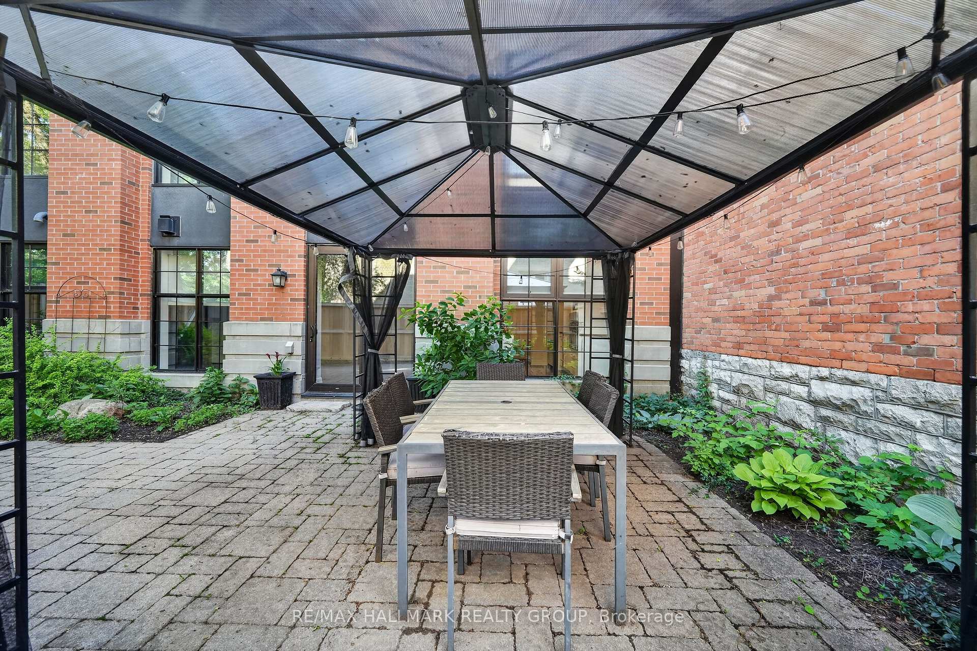 Photo 32 of Unit 101, 419 Laurier Avenue E, Ottawa, Sandy Hill — HOMEH