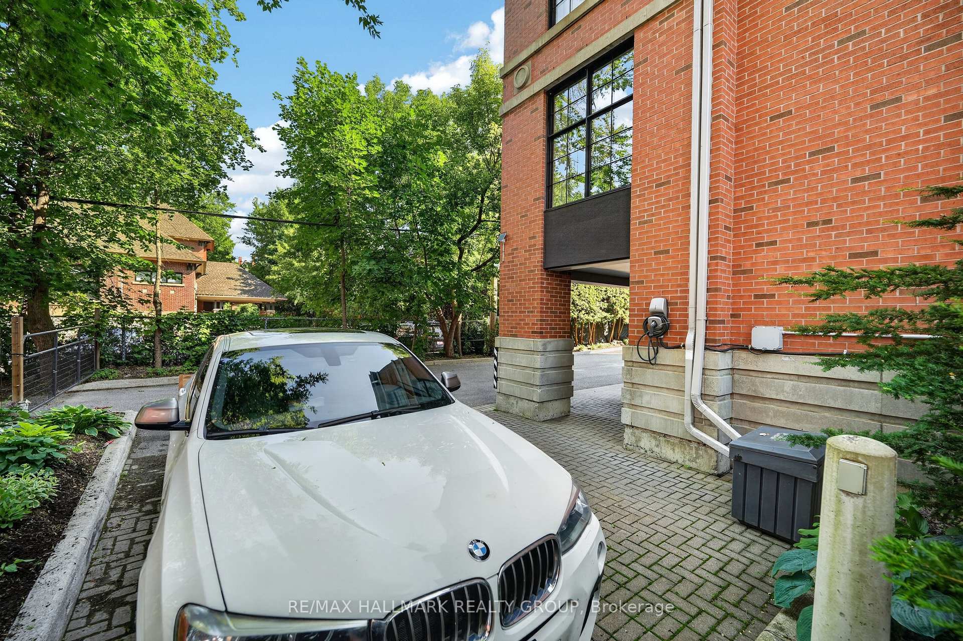Photo 35 of Unit 101, 419 Laurier Avenue E, Ottawa, Sandy Hill — HOMEH