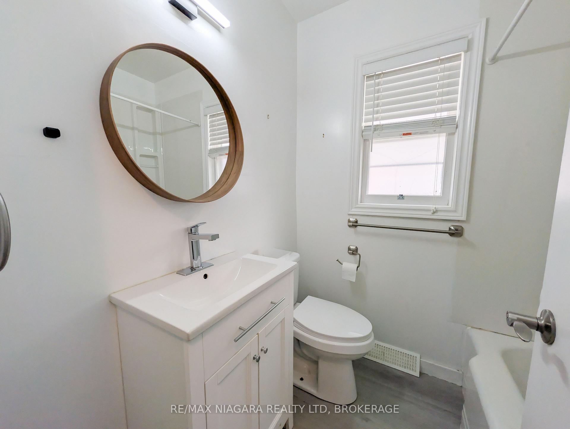 Photo 23 of 52 Fifth Street, Welland, Lincoln/Crowland — HOMEH
