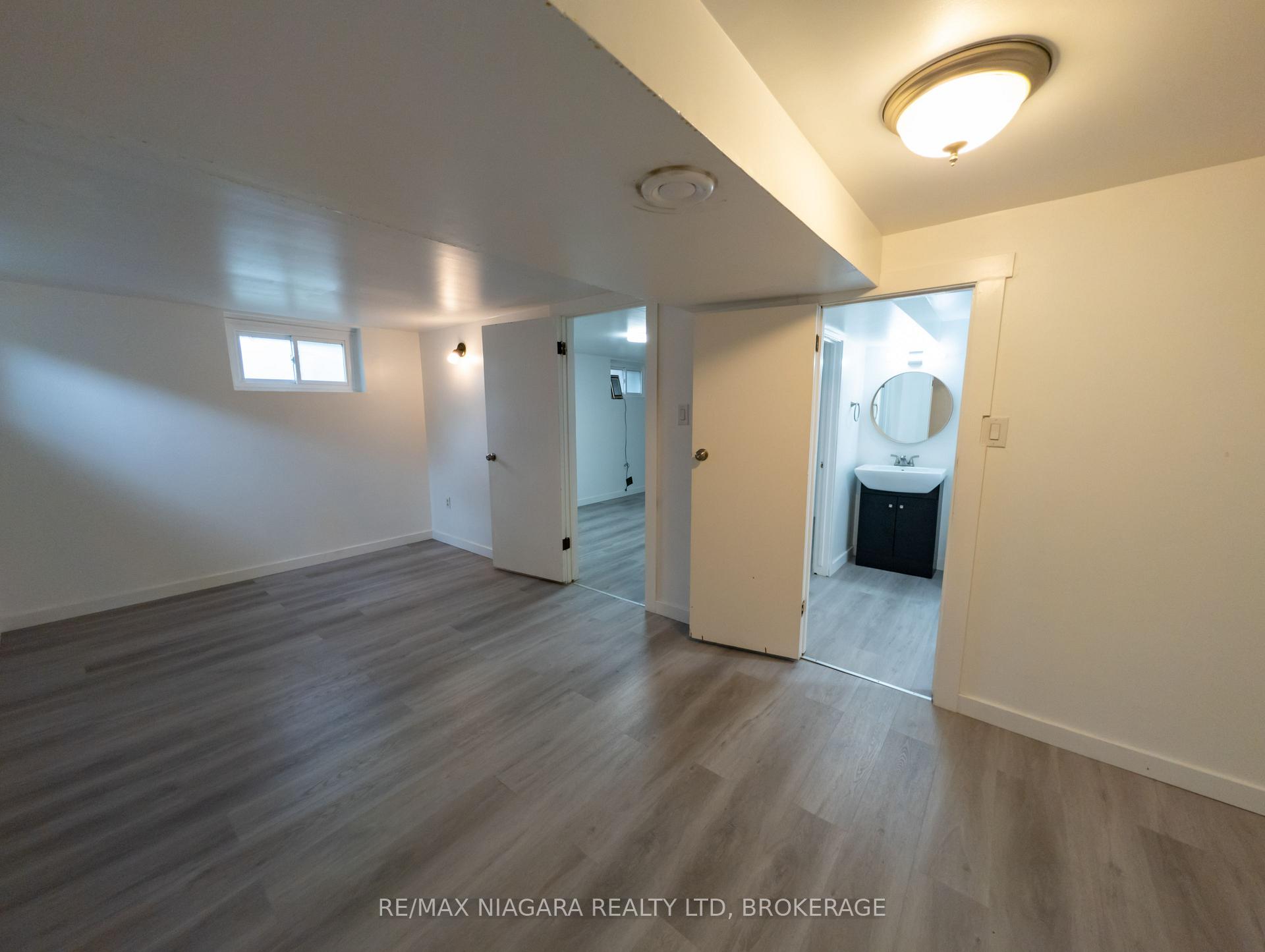 Photo 40 of 52 Fifth Street, Welland, Lincoln/Crowland — HOMEH
