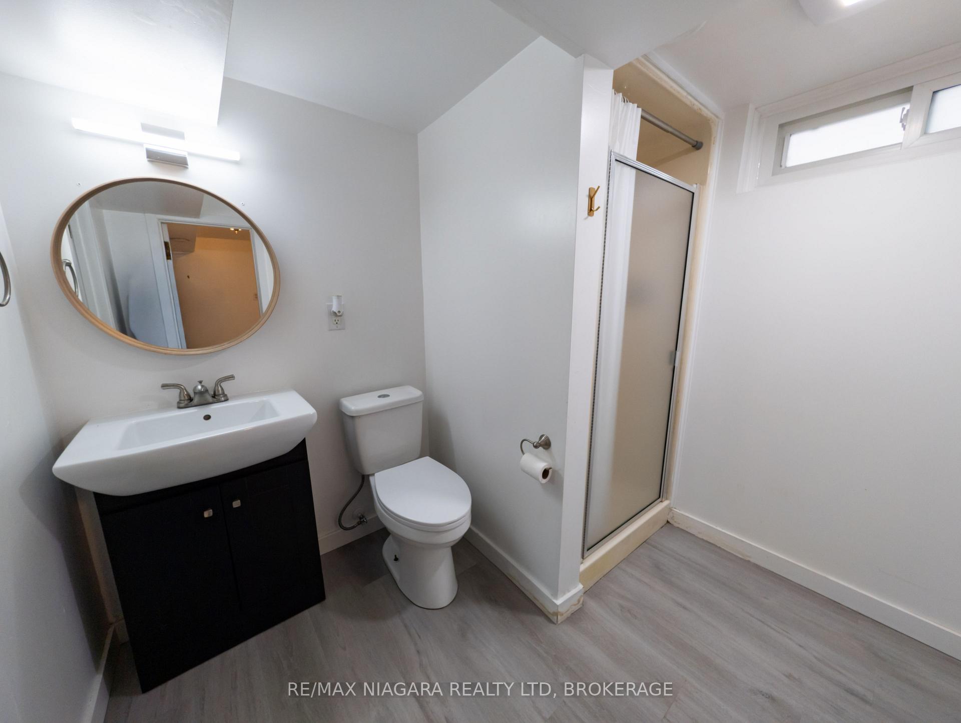 Photo 41 of 52 Fifth Street, Welland, Lincoln/Crowland — HOMEH