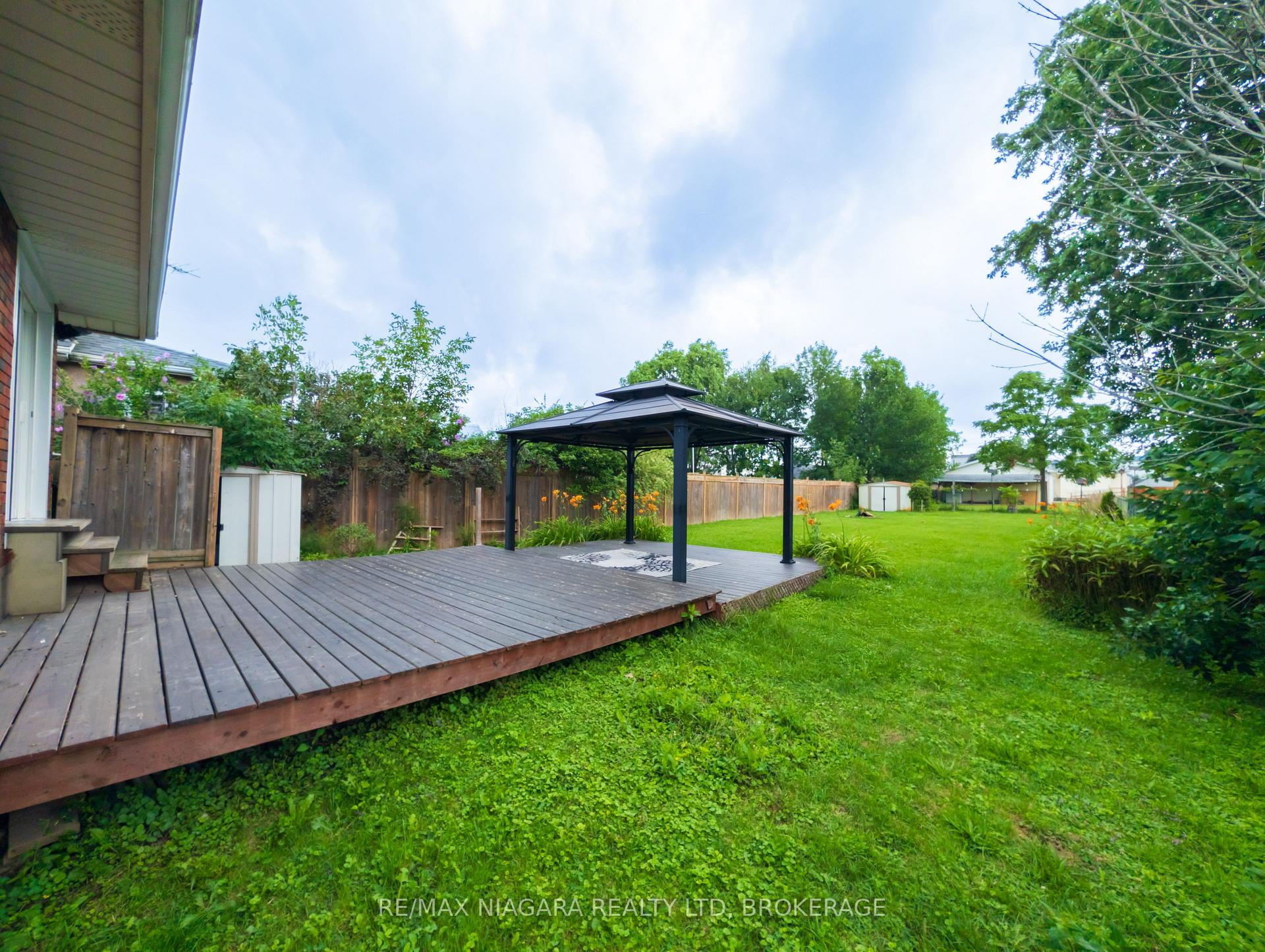 Photo 52 of 52 Fifth Street, Welland, Lincoln/Crowland — HOMEH