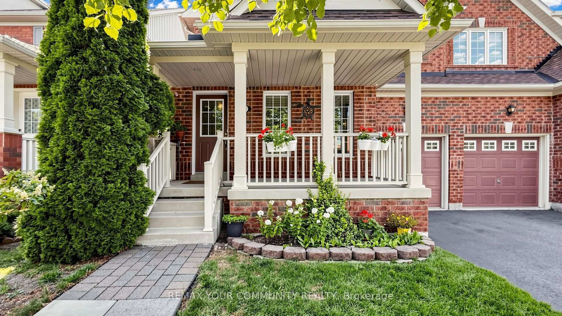 Photo 2 of 230 Hammersly Boulevard, Markham, Wismer — HOMEH