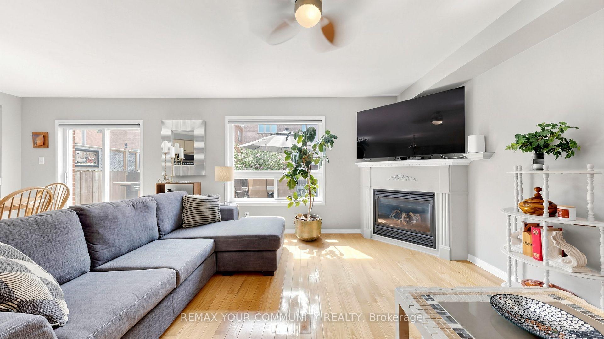 Photo 9 of 230 Hammersly Boulevard, Markham, Wismer — HOMEH