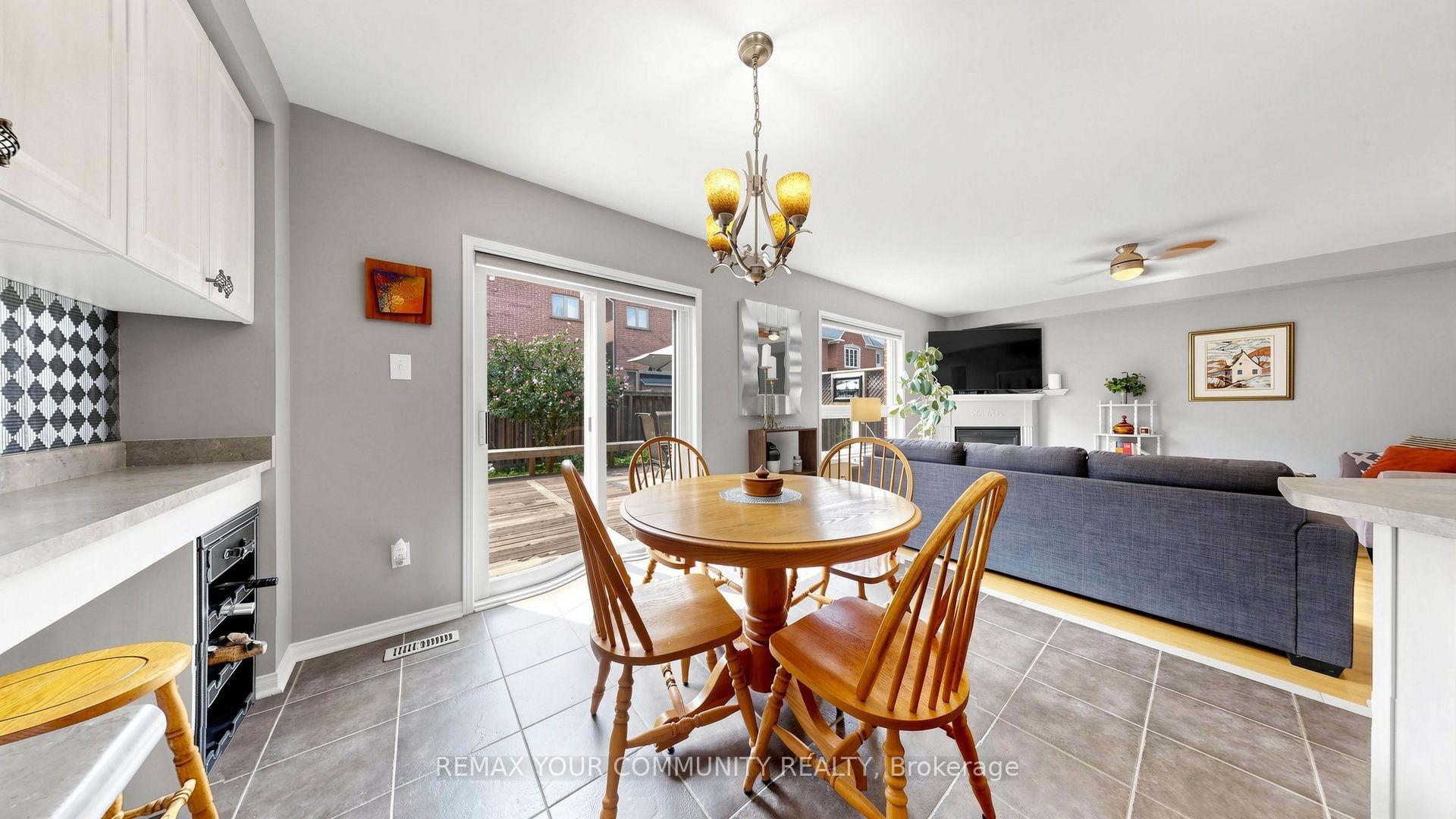 Photo 13 of 230 Hammersly Boulevard, Markham, Wismer — HOMEH