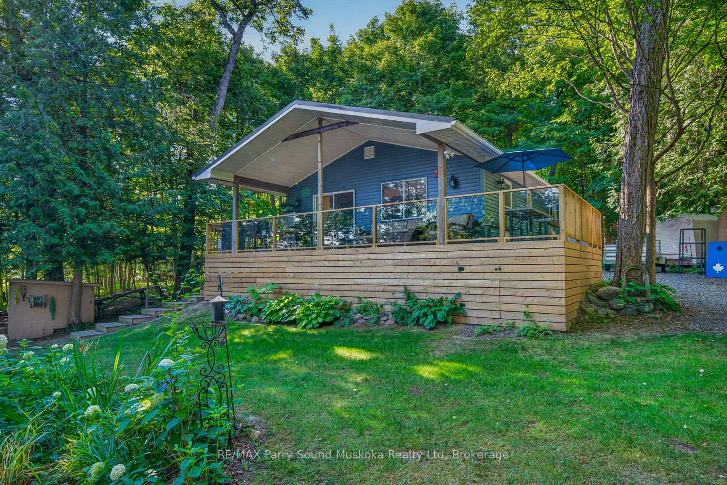 Photo 2 of 12 Silver Birch Circle, McKellar — HOMEH