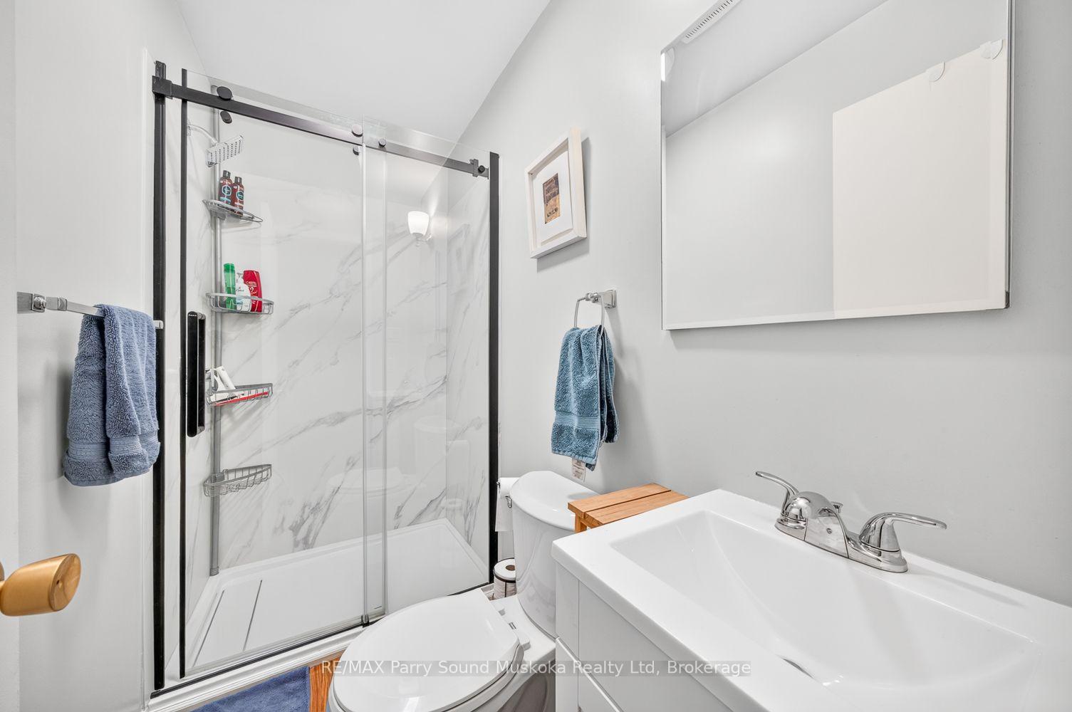 Photo 17 of 12 Silver Birch Circle, McKellar — HOMEH