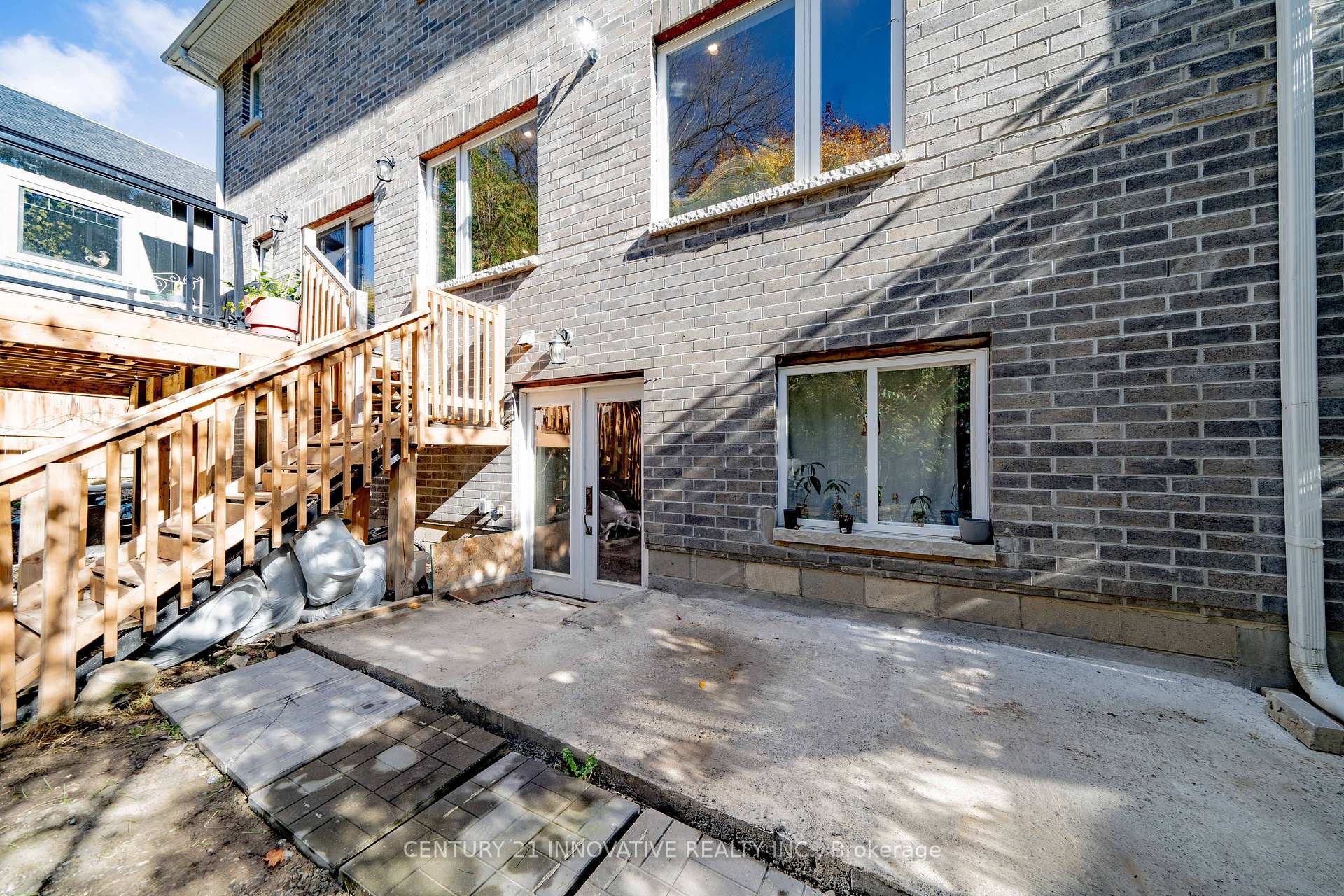 Photo 7 of 24 Cedarview Drive, Scarborough, Centennial Scarborough — HOMEH
