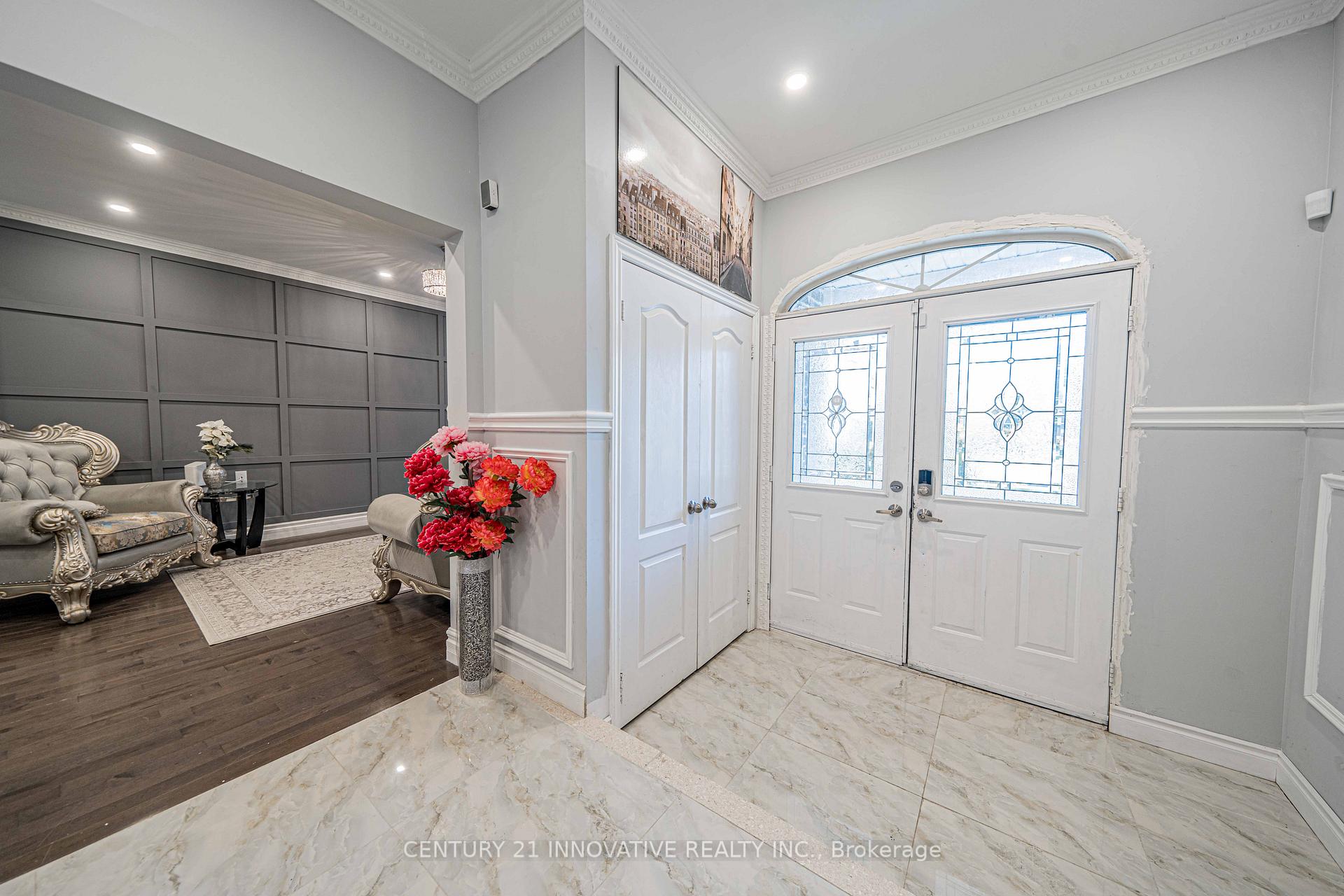 Photo 9 of 24 Cedarview Drive, Scarborough, Centennial Scarborough — HOMEH
