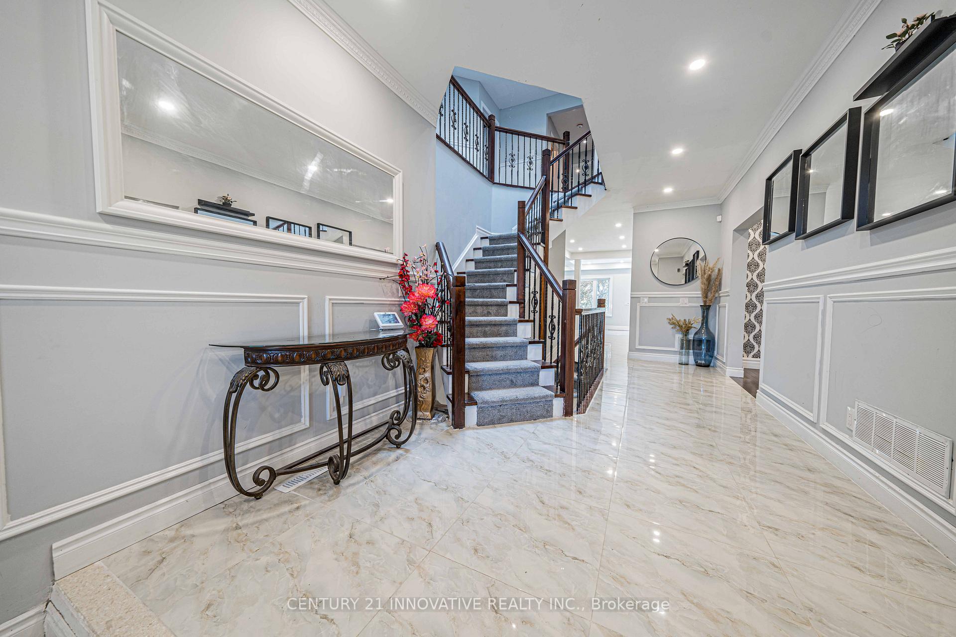 Photo 10 of 24 Cedarview Drive, Scarborough, Centennial Scarborough — HOMEH