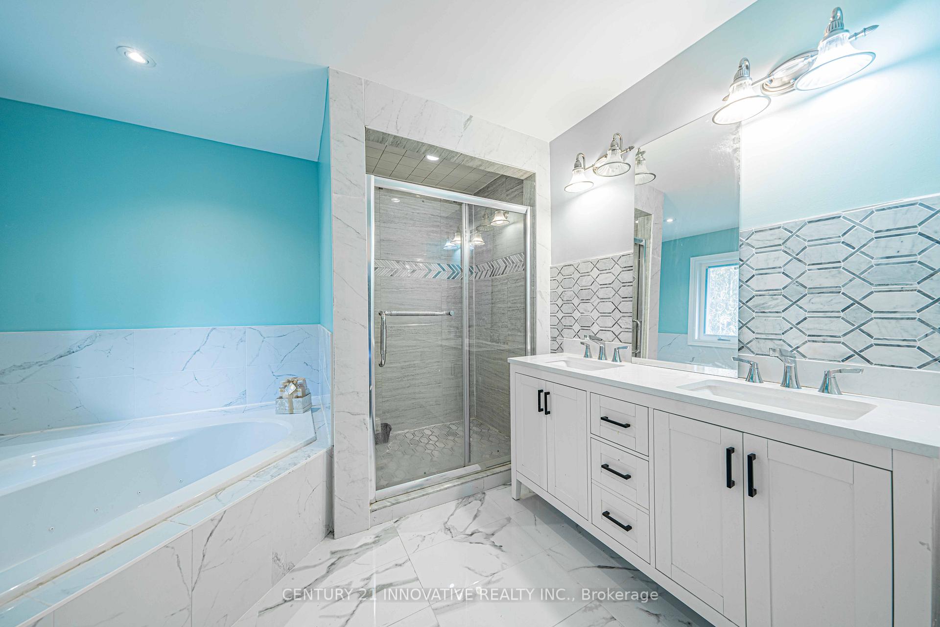 Photo 25 of 24 Cedarview Drive, Scarborough, Centennial Scarborough — HOMEH