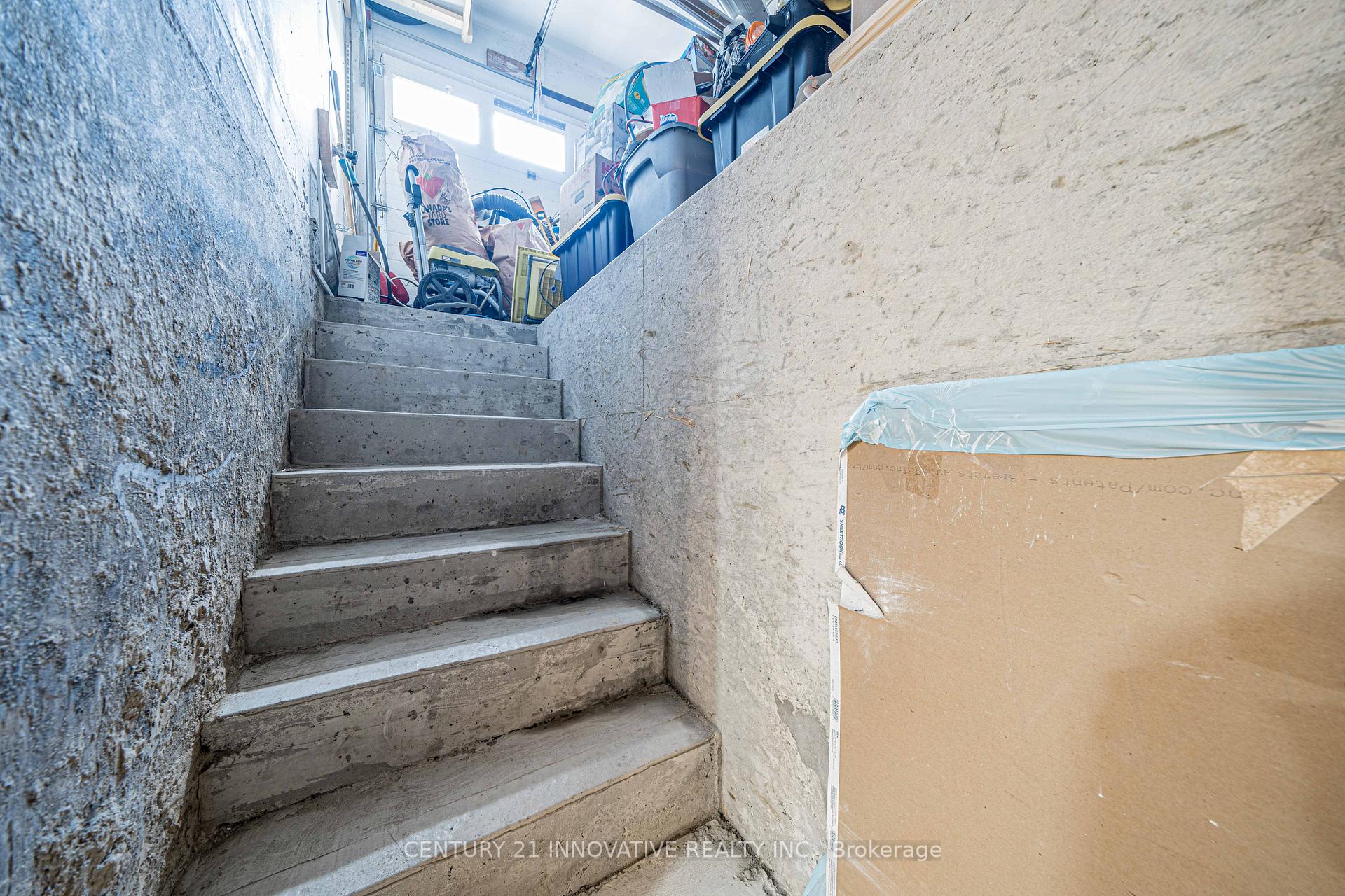 Photo 37 of 24 Cedarview Drive, Scarborough, Centennial Scarborough — HOMEH