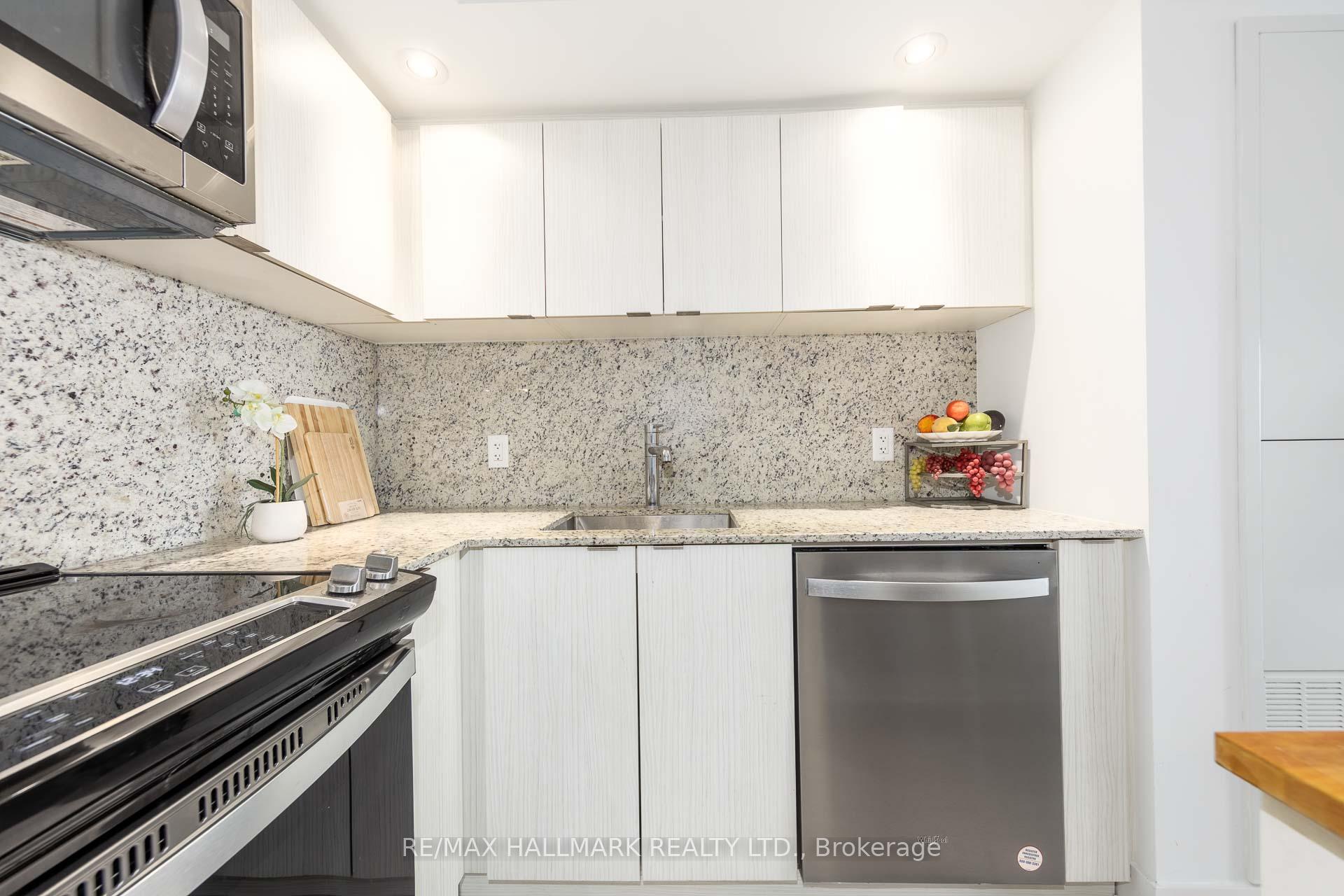 Photo 7 of Unit 2201, 10 Eva Road, Etobicoke, Etobicoke West Mall — HOMEH