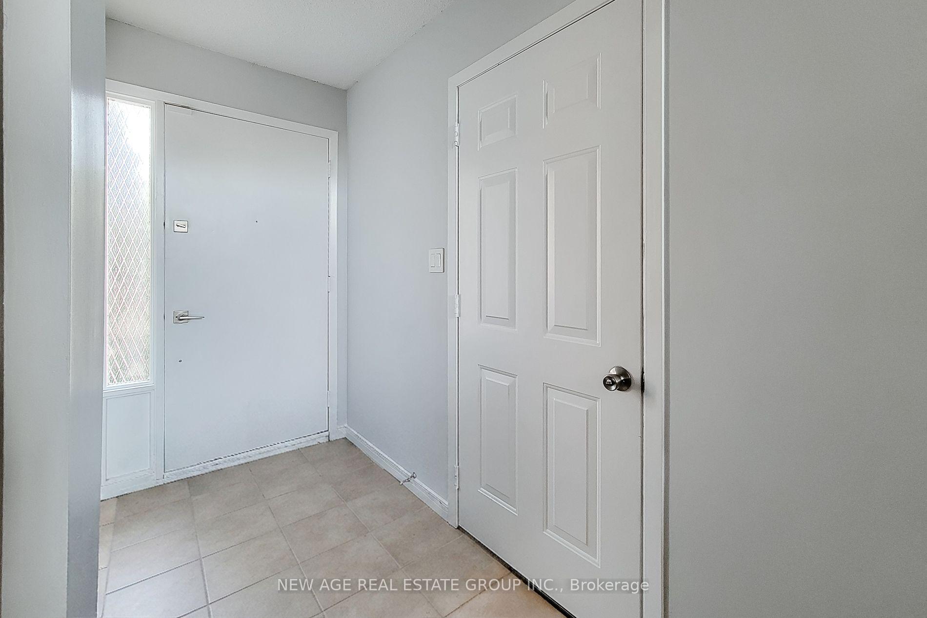 Photo 9 of Unit 3, 40 Summercrest Drive E, Hamilton, Gershome — HOMEH
