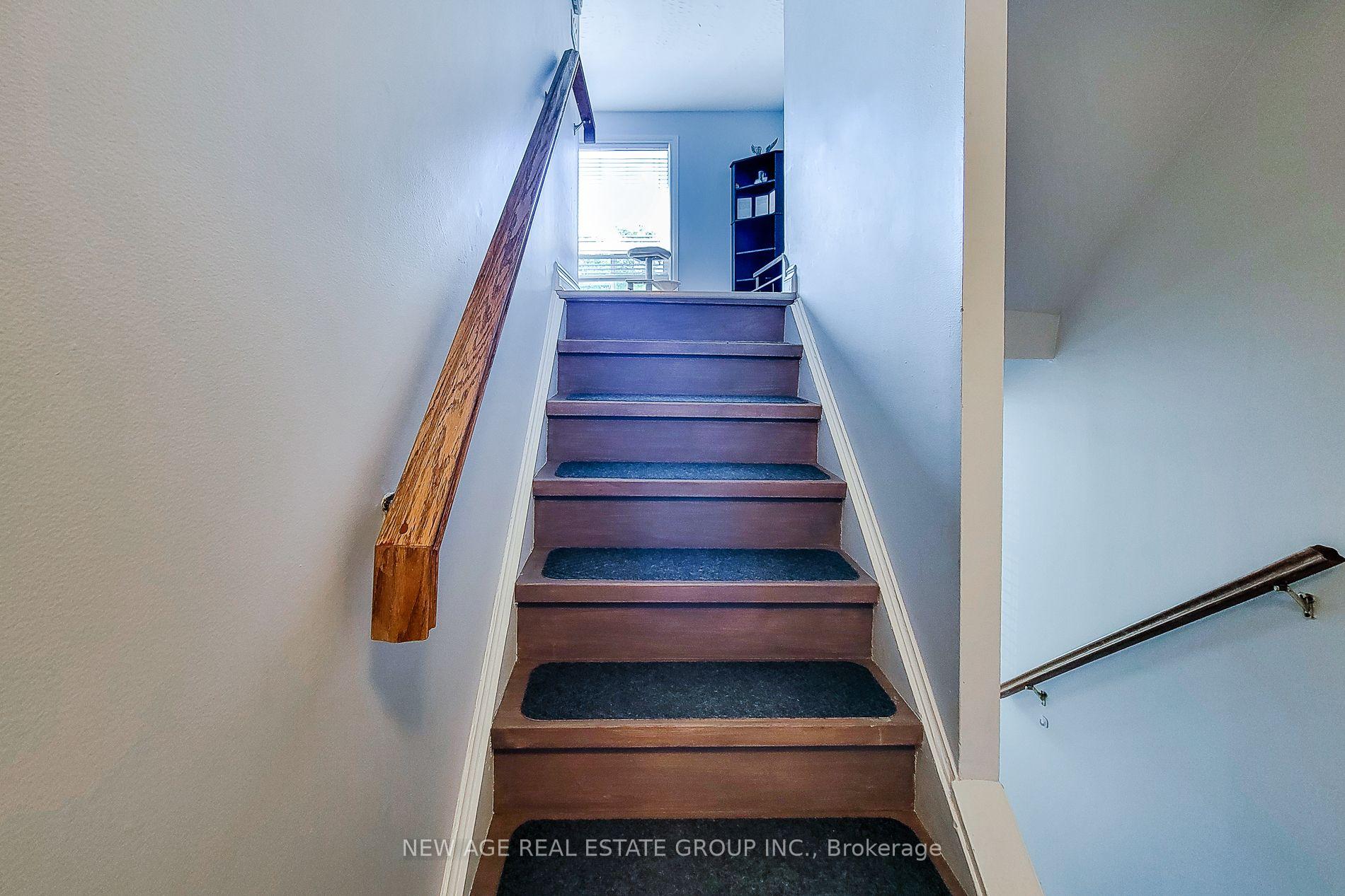 Photo 14 of Unit 3, 40 Summercrest Drive E, Hamilton, Gershome — HOMEH