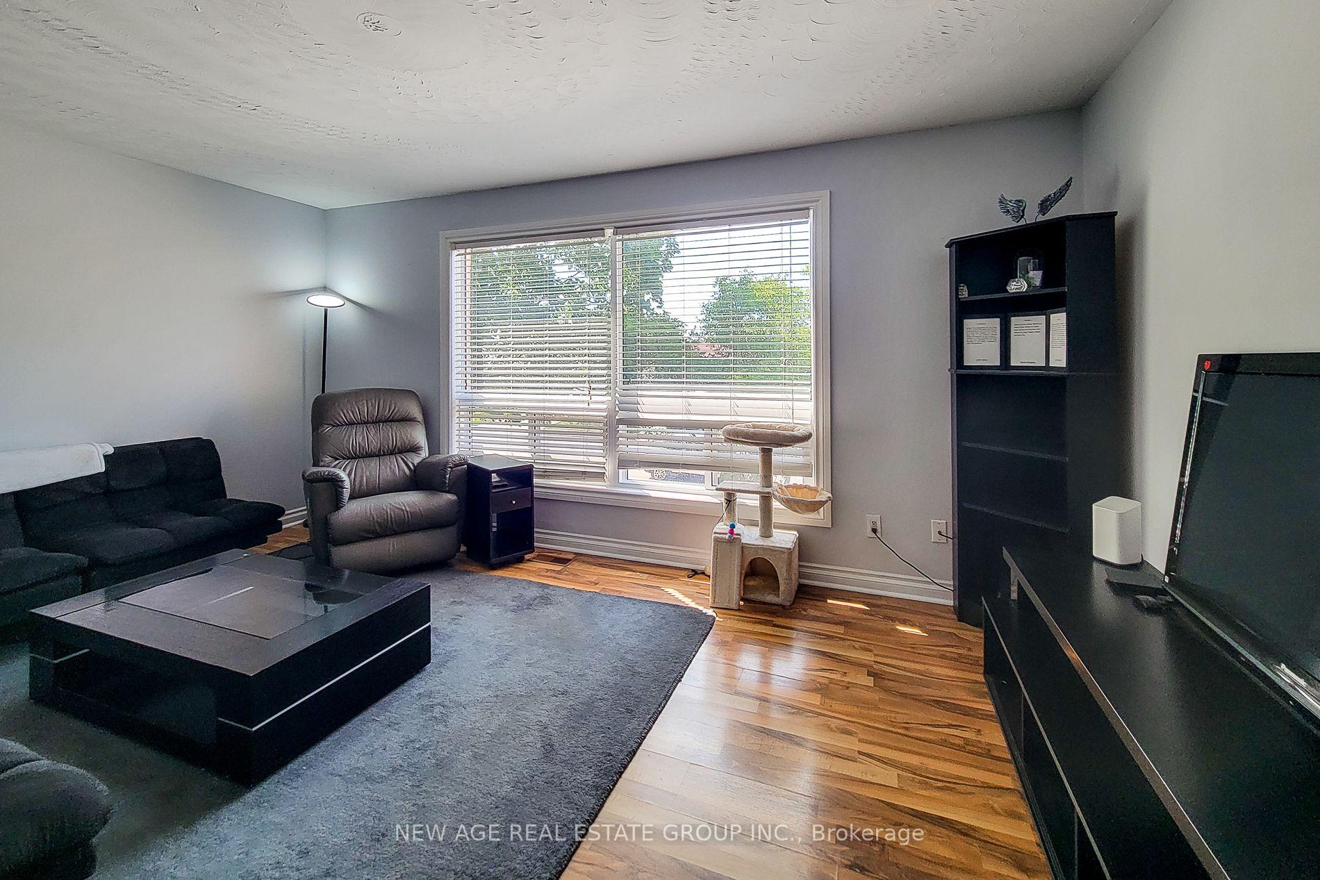 Photo 16 of Unit 3, 40 Summercrest Drive E, Hamilton, Gershome — HOMEH