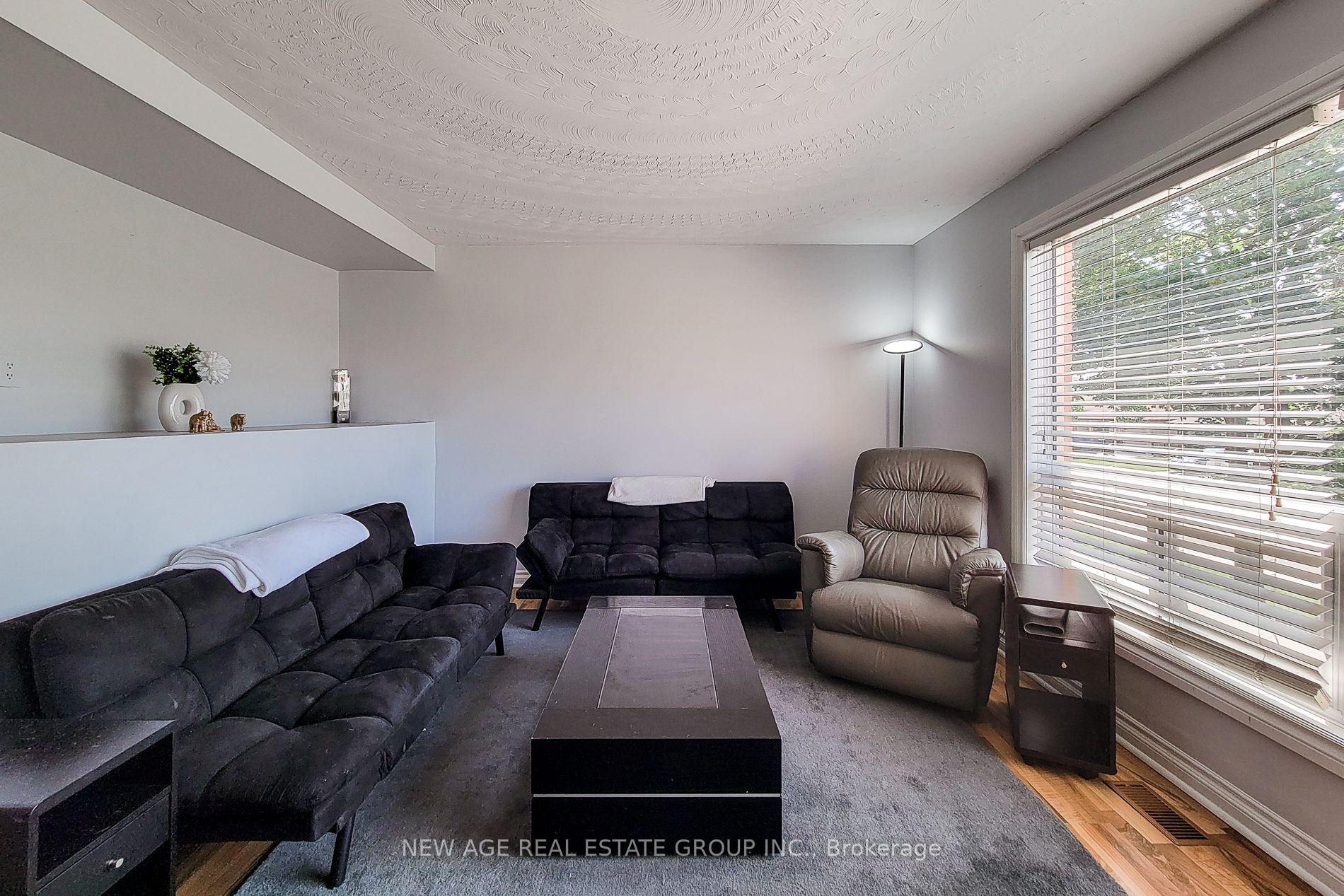 Photo 18 of Unit 3, 40 Summercrest Drive E, Hamilton, Gershome — HOMEH