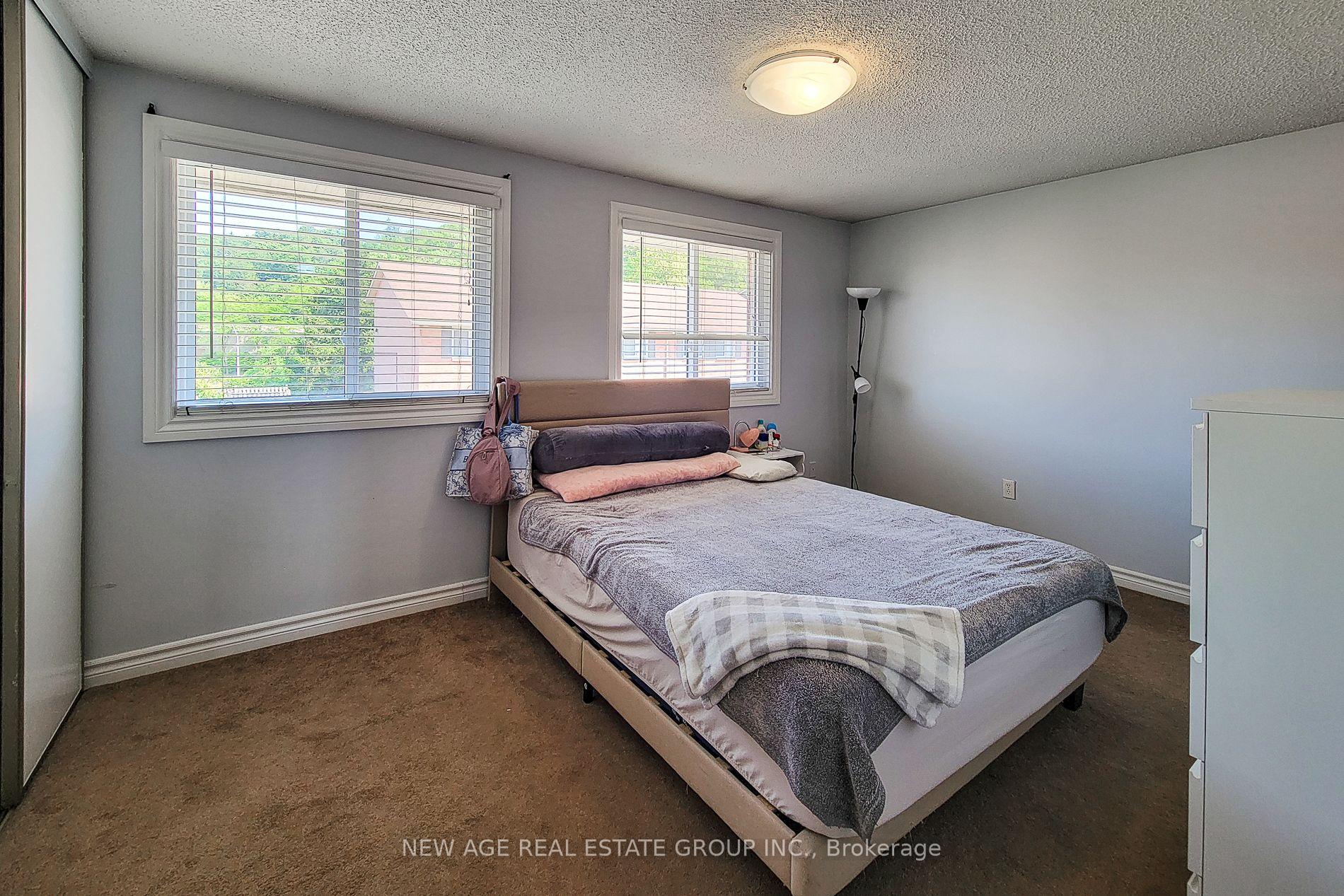 Photo 22 of Unit 3, 40 Summercrest Drive E, Hamilton, Gershome — HOMEH
