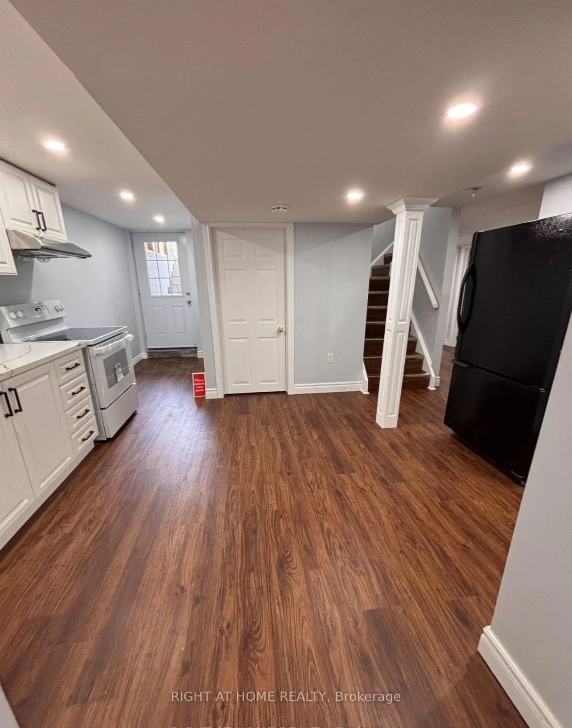 Photo 1 of 530 Mclevin Avenue, Scarborough, Malvern — HOMEH
