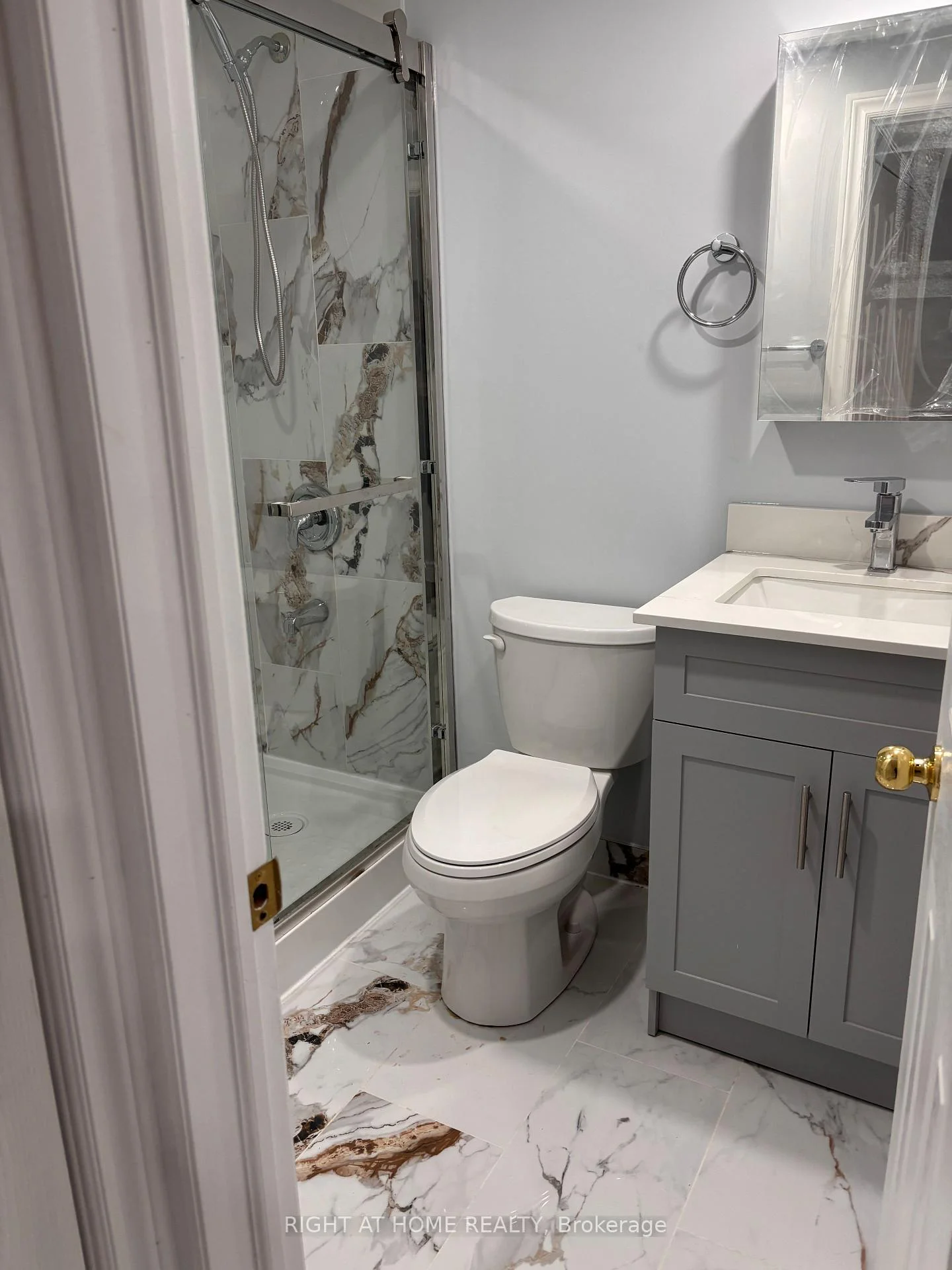Photo 8 of 530 Mclevin Avenue, Scarborough, Malvern — HOMEH