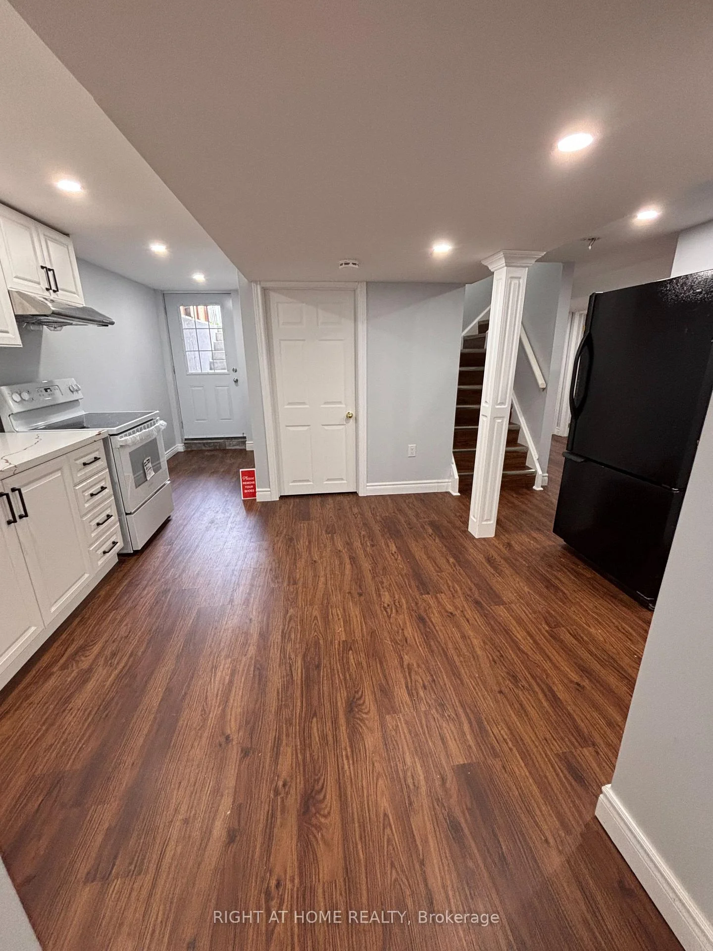 Photo 14 of 530 Mclevin Avenue, Scarborough, Malvern — HOMEH