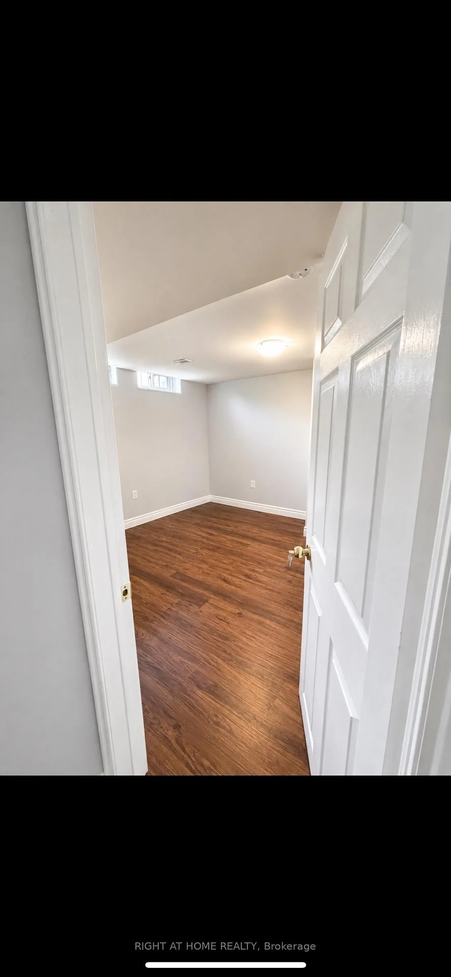 Photo 20 of 530 Mclevin Avenue, Scarborough, Malvern — HOMEH