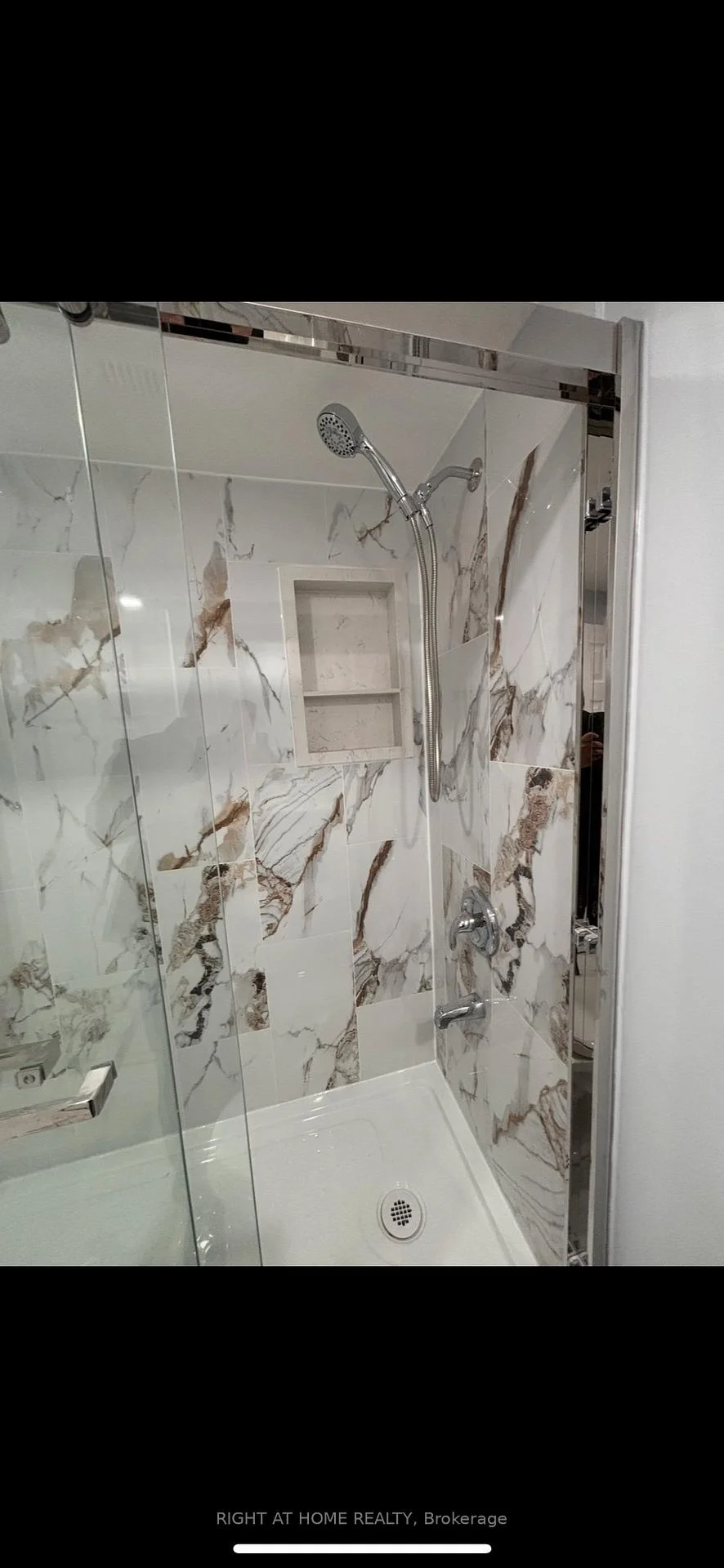 Photo 31 of 530 Mclevin Avenue, Scarborough, Malvern — HOMEH