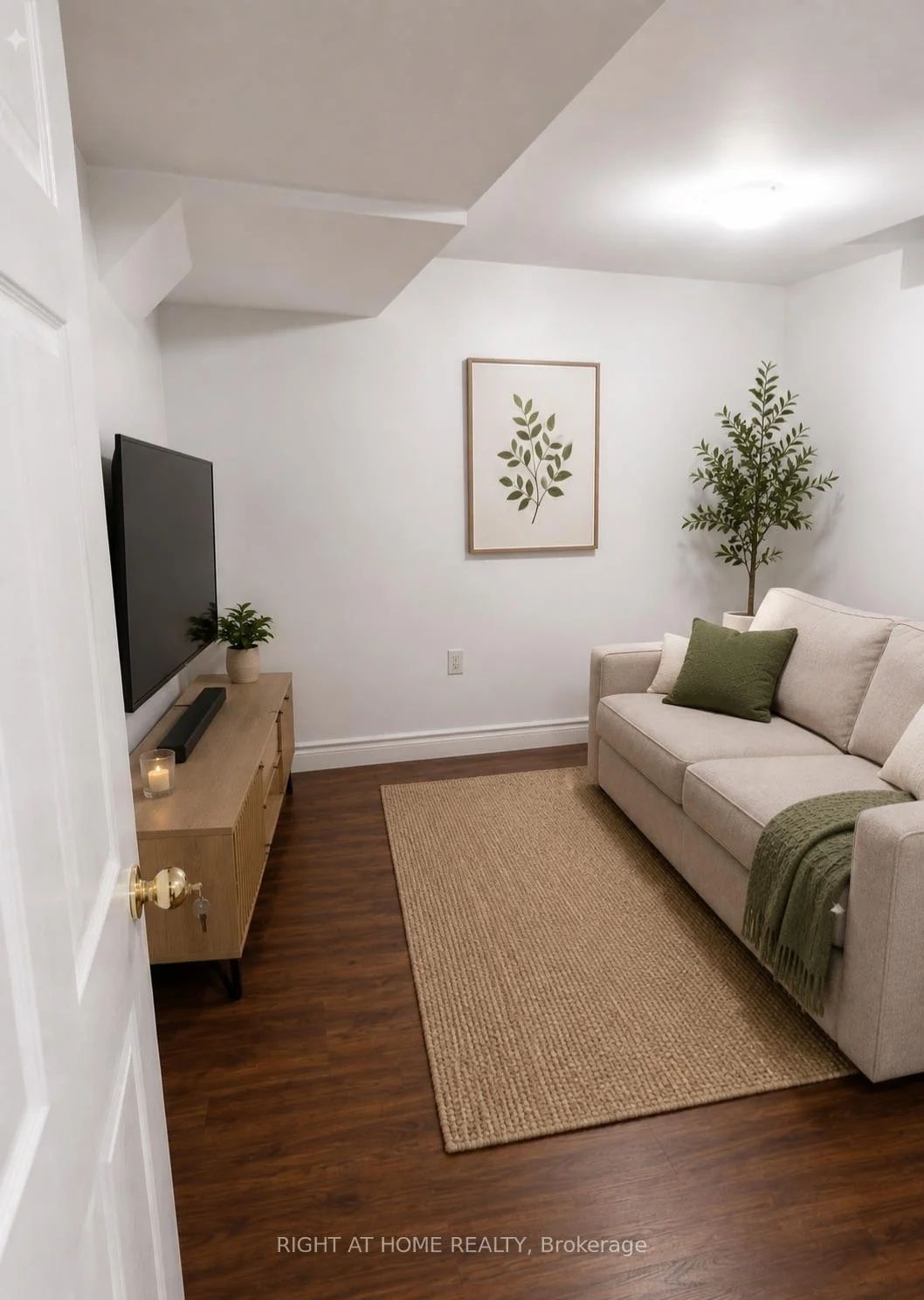 Photo 38 of 530 Mclevin Avenue, Scarborough, Malvern — HOMEH