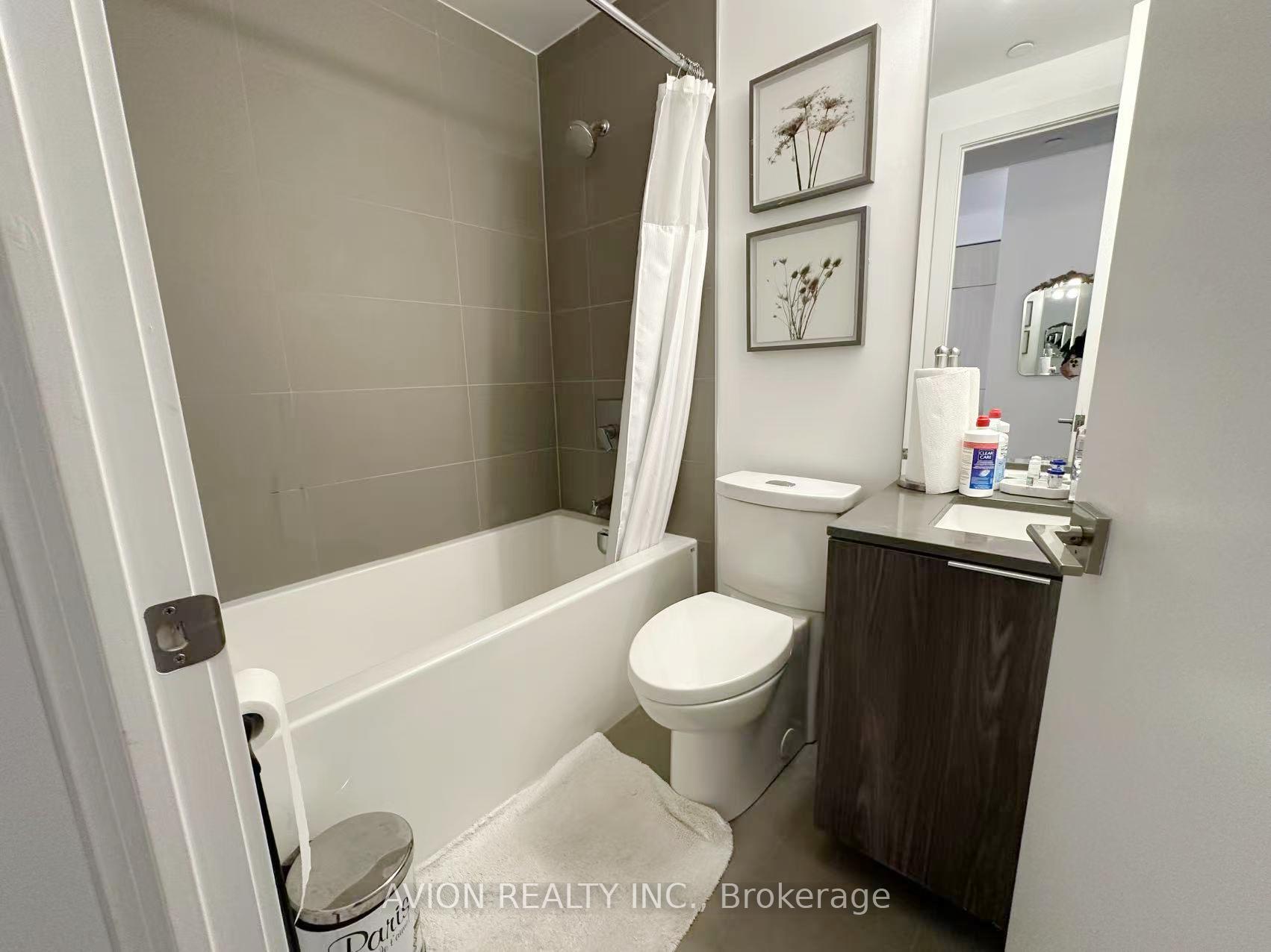 Photo 10 of Unit 606, 609 Avenue Road, Toronto, Yonge-St. Clair — HOMEH