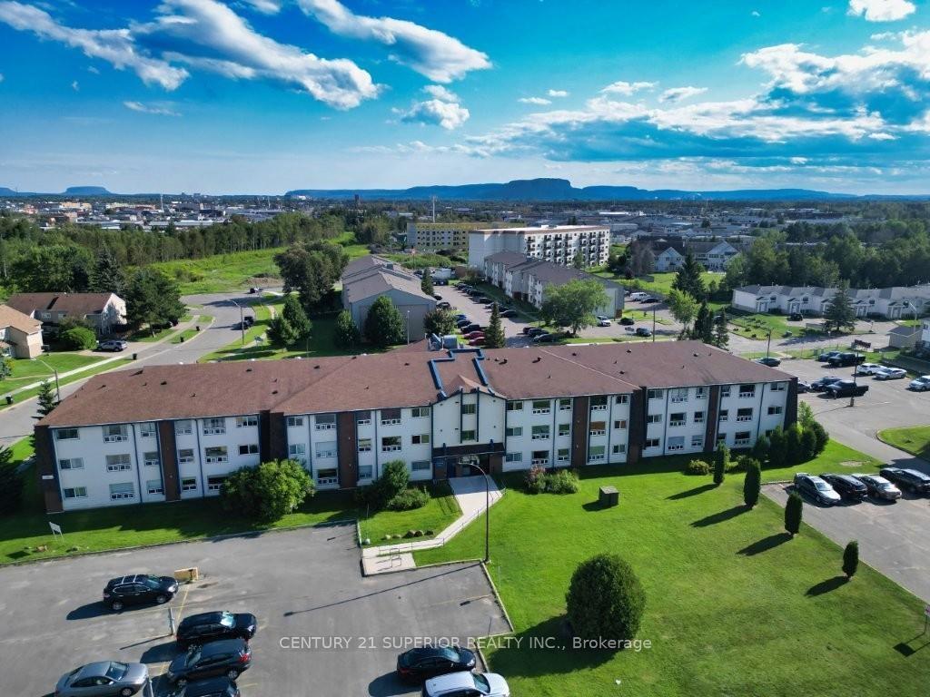 Photo 5 of Unit 116, 630 Sherrington Drive, Thunder Bay, Academy Heights — HOMEH