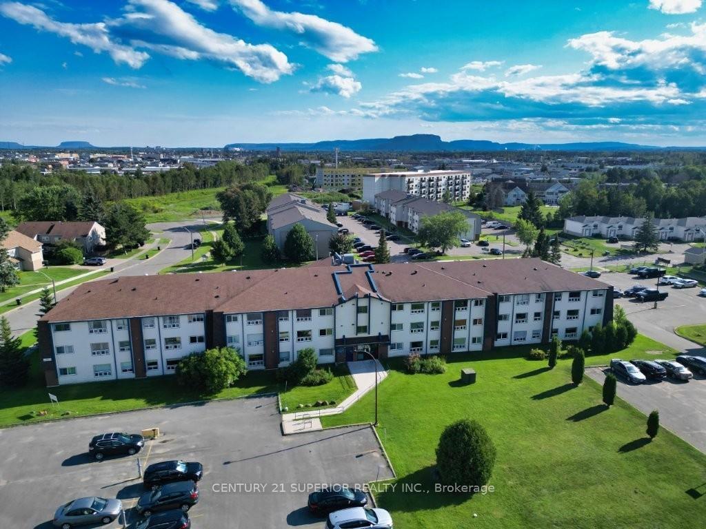 Photo 6 of Unit 116, 630 Sherrington Drive, Thunder Bay, Academy Heights — HOMEH