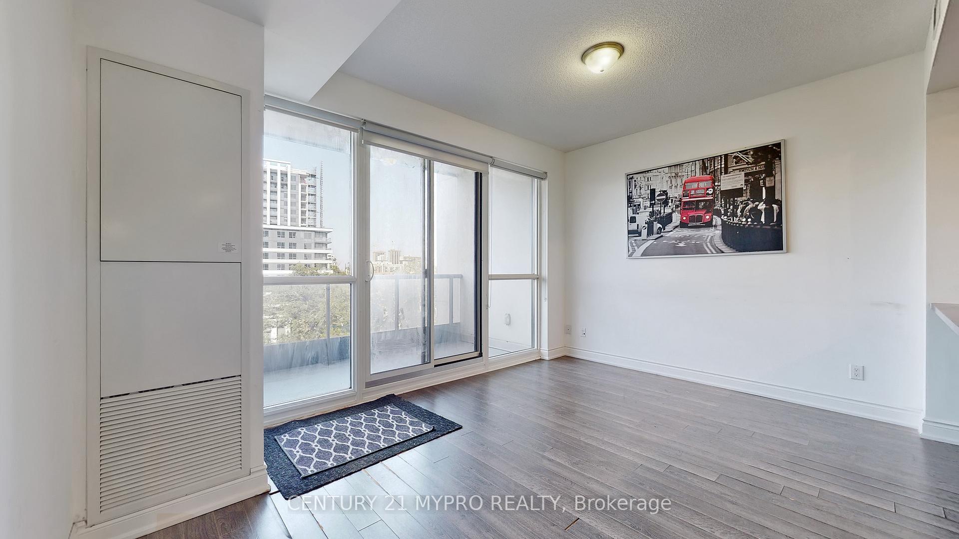 Photo 4 of Unit 705, 38 Cedarland Drive, Markham, Unionville — HOMEH