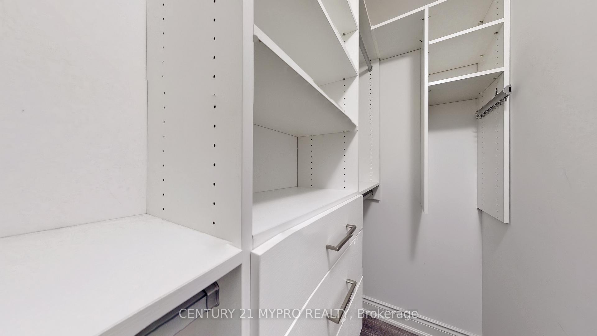 Photo 18 of Unit 705, 38 Cedarland Drive, Markham, Unionville — HOMEH