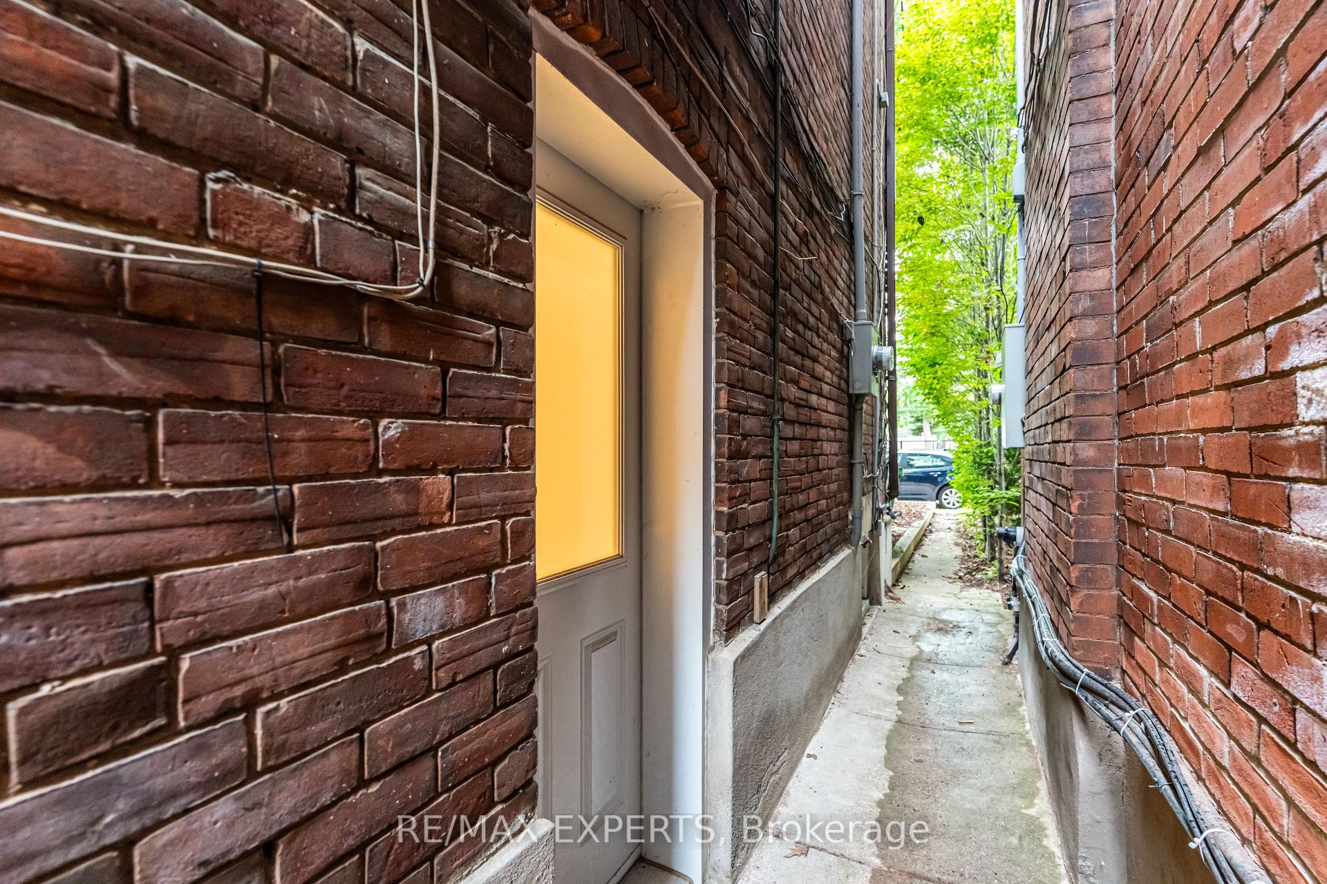 Photo 36 of 19 Marmaduke Street, Toronto, High Park-Swansea — HOMEH