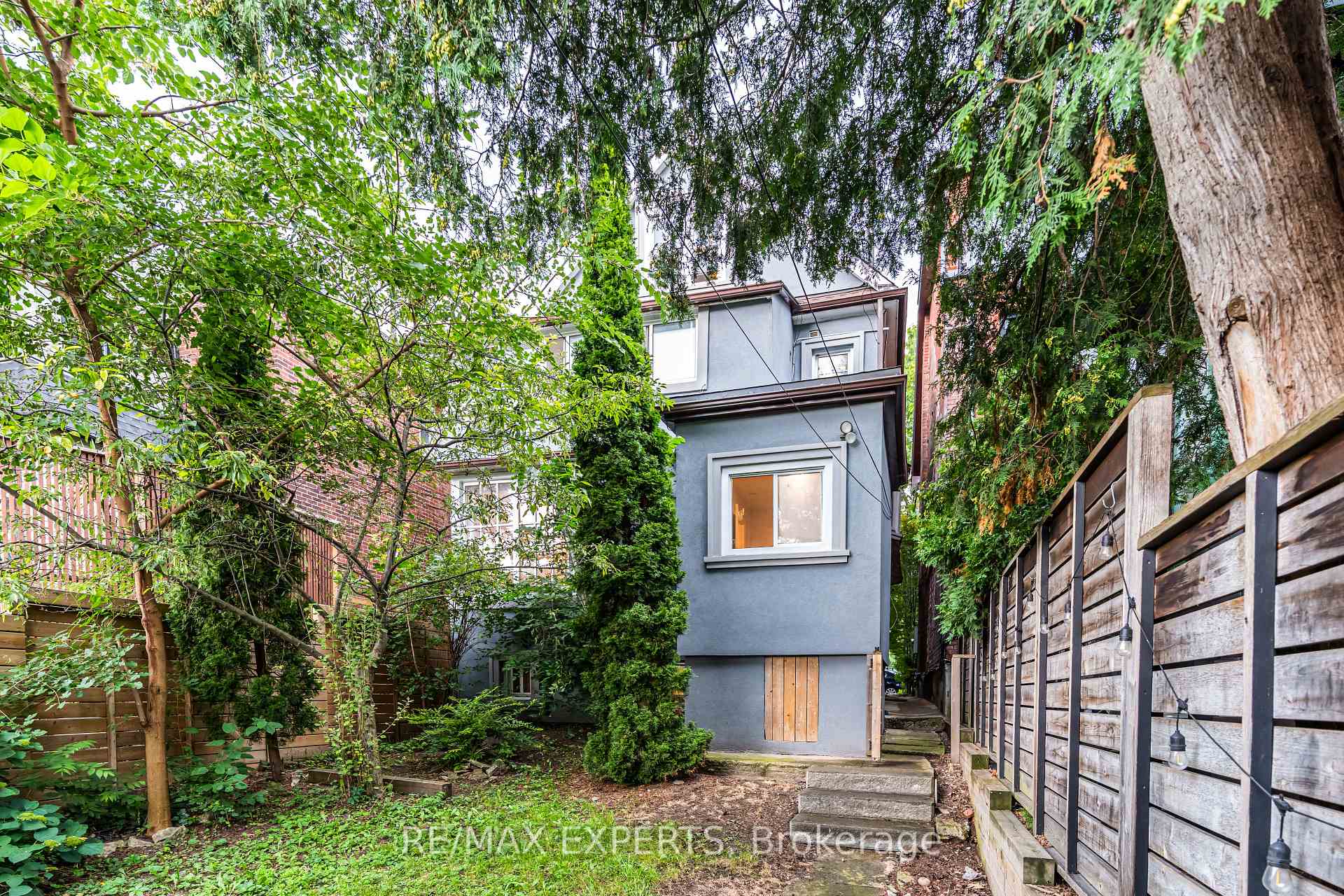 Photo 39 of 19 Marmaduke Street, Toronto, High Park-Swansea — HOMEH