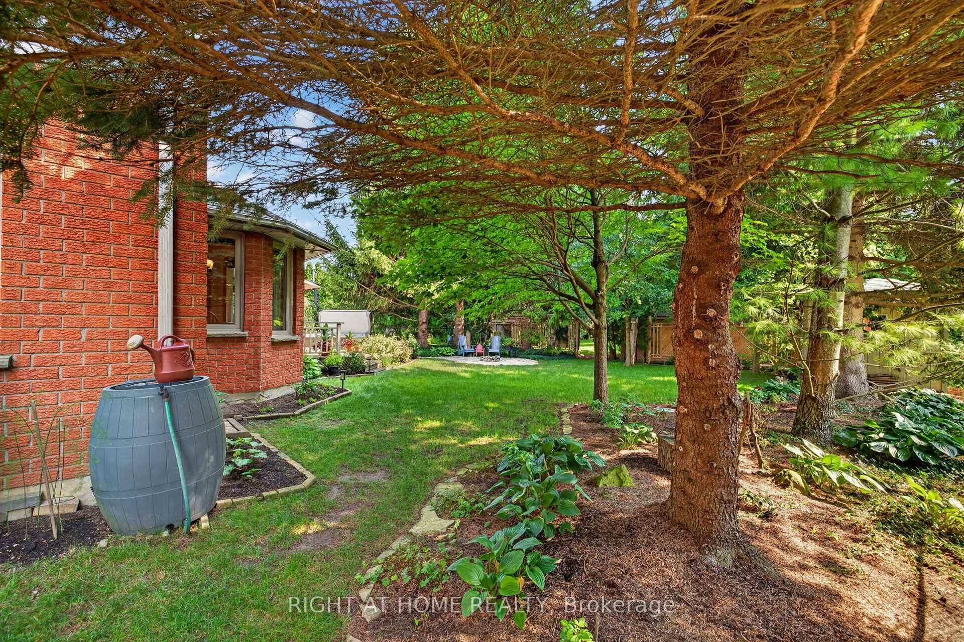 Photo 43 of 47 Robinson Lane, London, North G — HOMEH