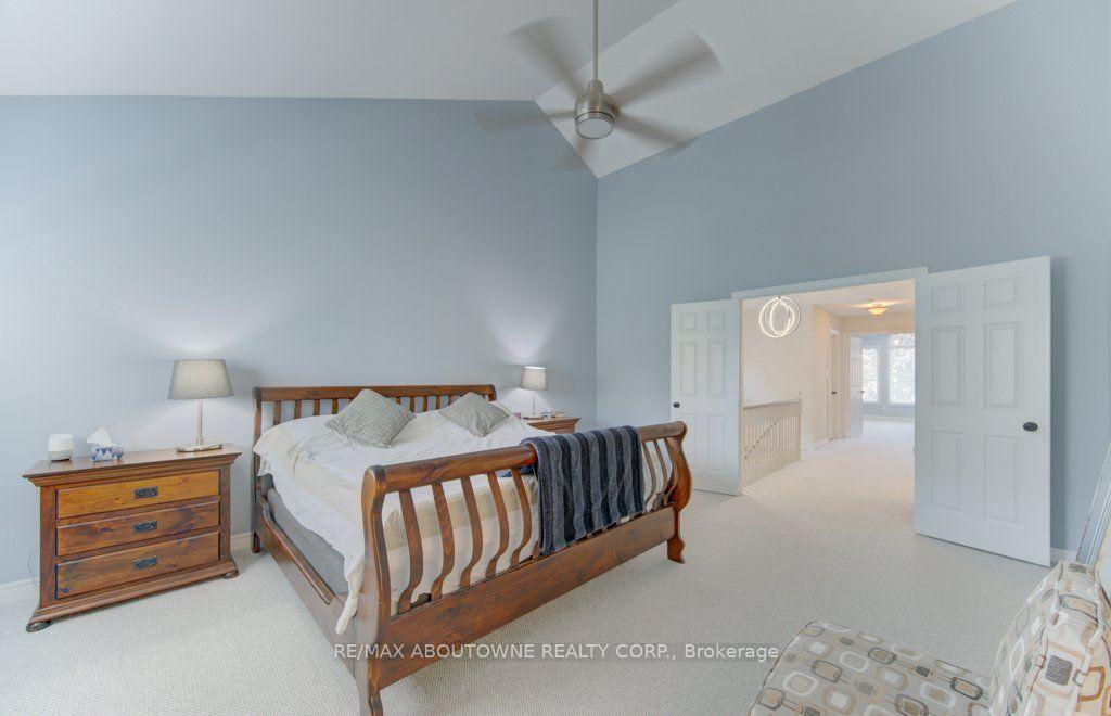 Photo 16 of Unit 53, 3045 New Street, Burlington, Roseland — HOMEH
