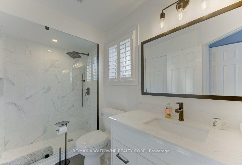 Photo 17 of Unit 53, 3045 New Street, Burlington, Roseland — HOMEH