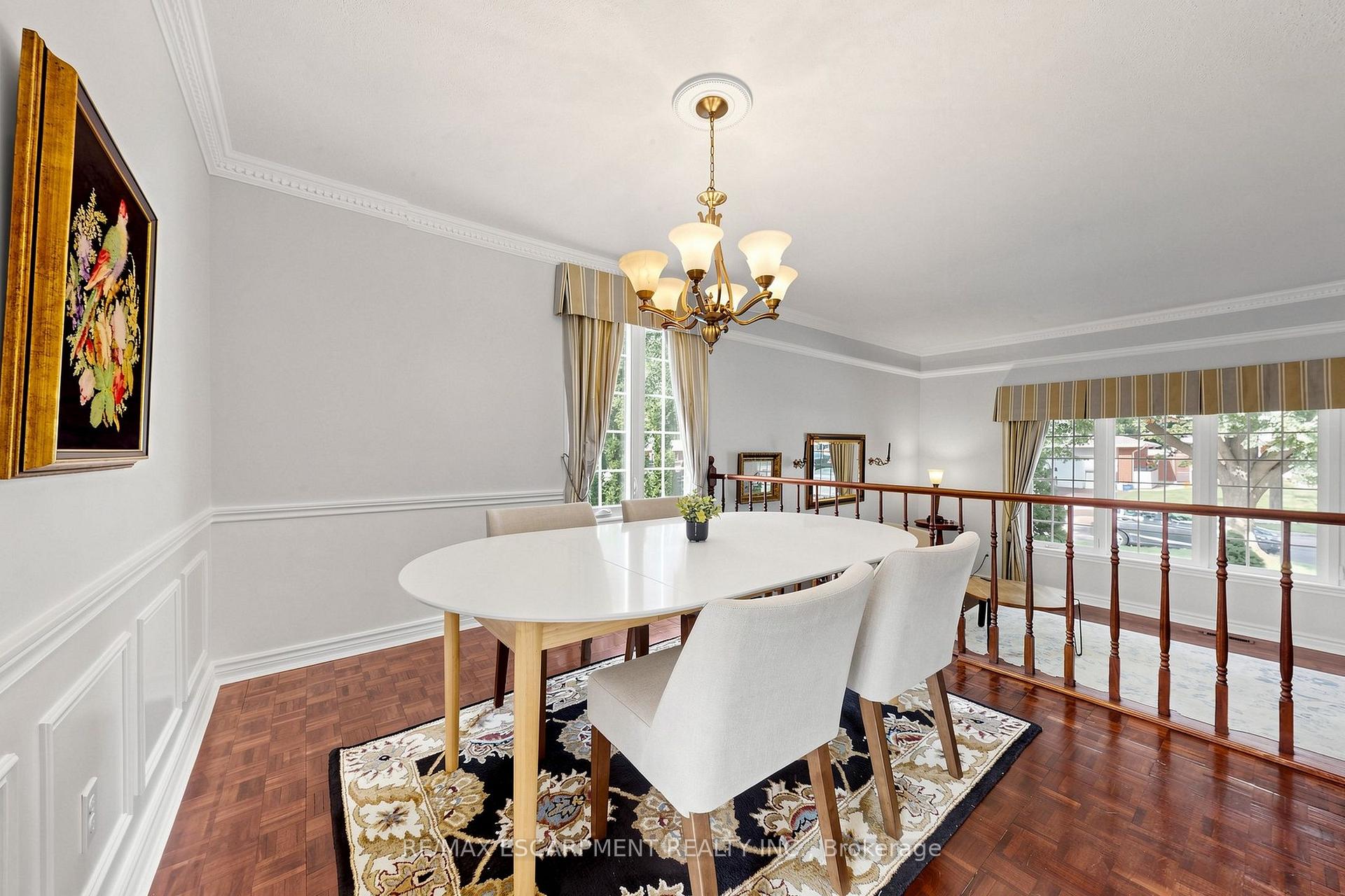 Photo 10 of 2208 Lancaster Crescent, Burlington, Mountainside — HOMEH