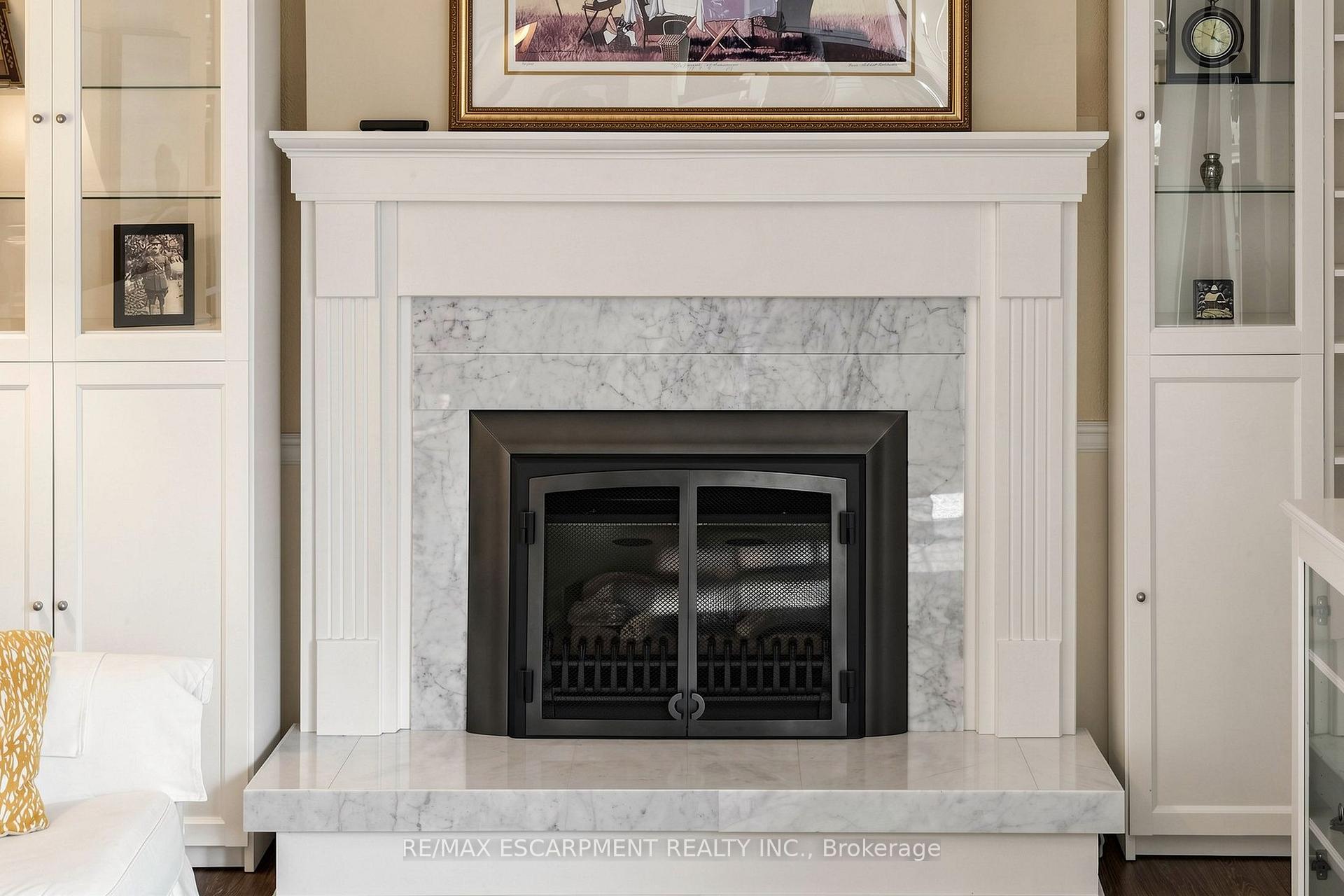 Photo 15 of 2208 Lancaster Crescent, Burlington, Mountainside — HOMEH