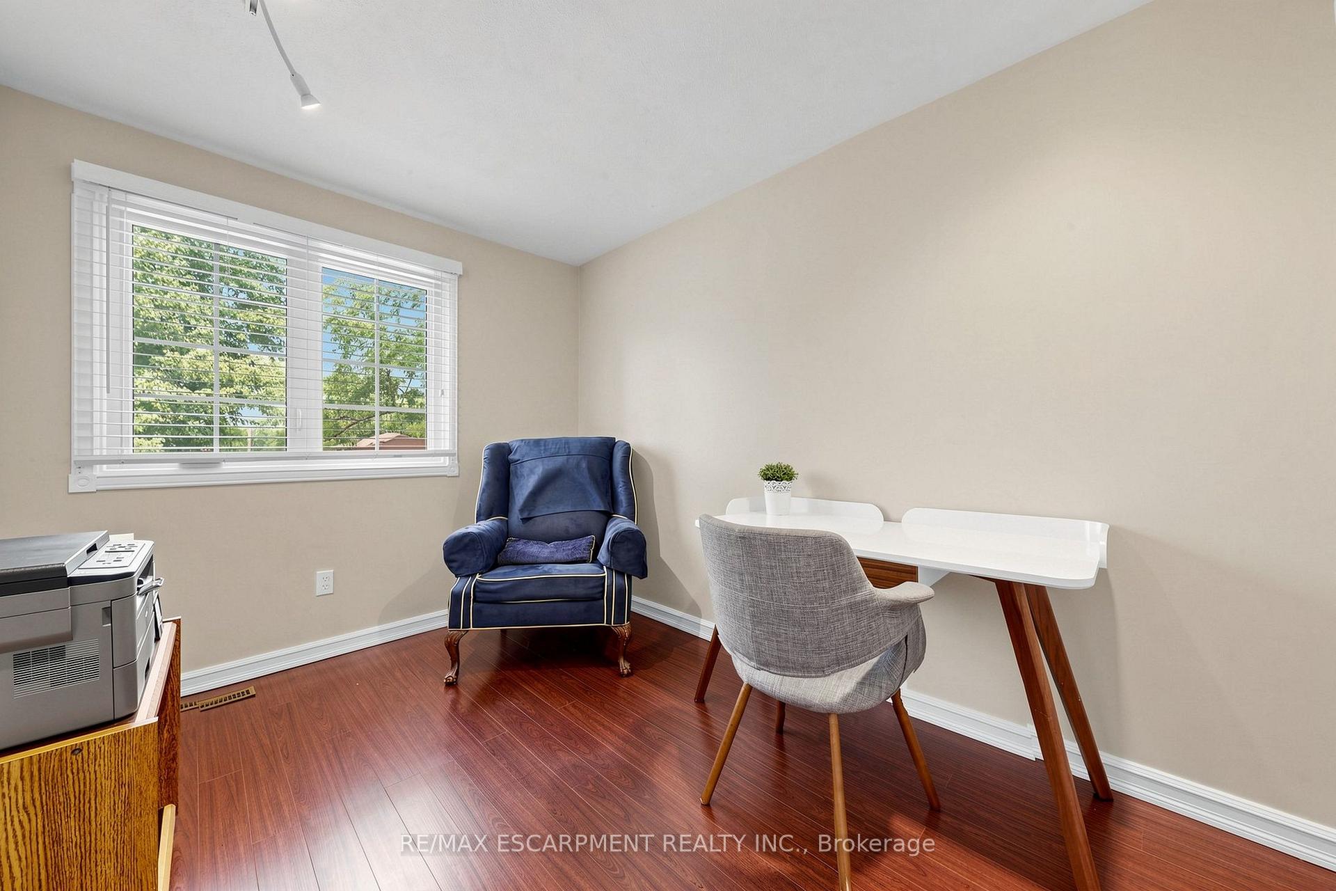 Photo 26 of 2208 Lancaster Crescent, Burlington, Mountainside — HOMEH