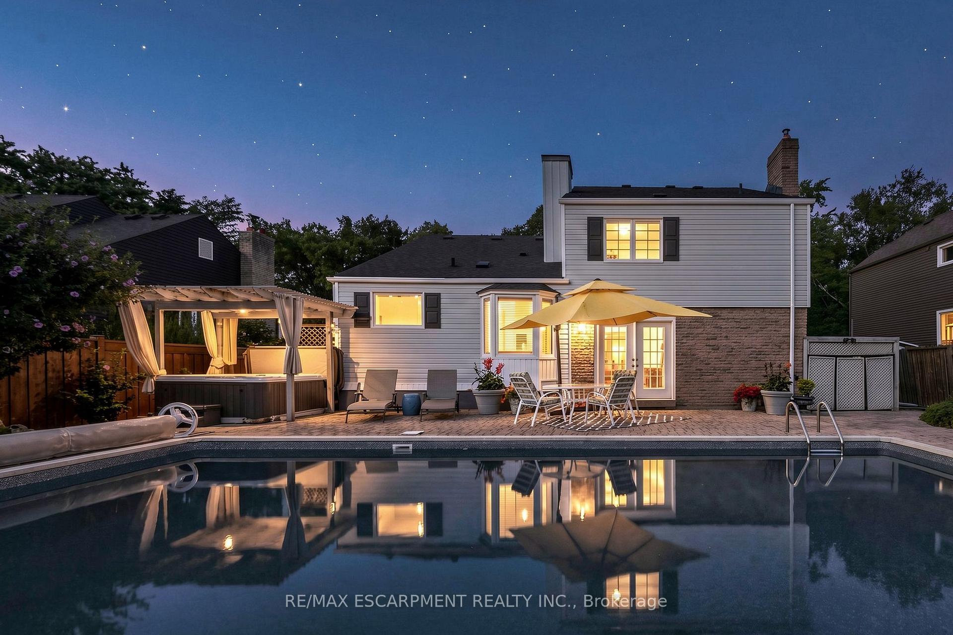 Photo 44 of 2208 Lancaster Crescent, Burlington, Mountainside — HOMEH