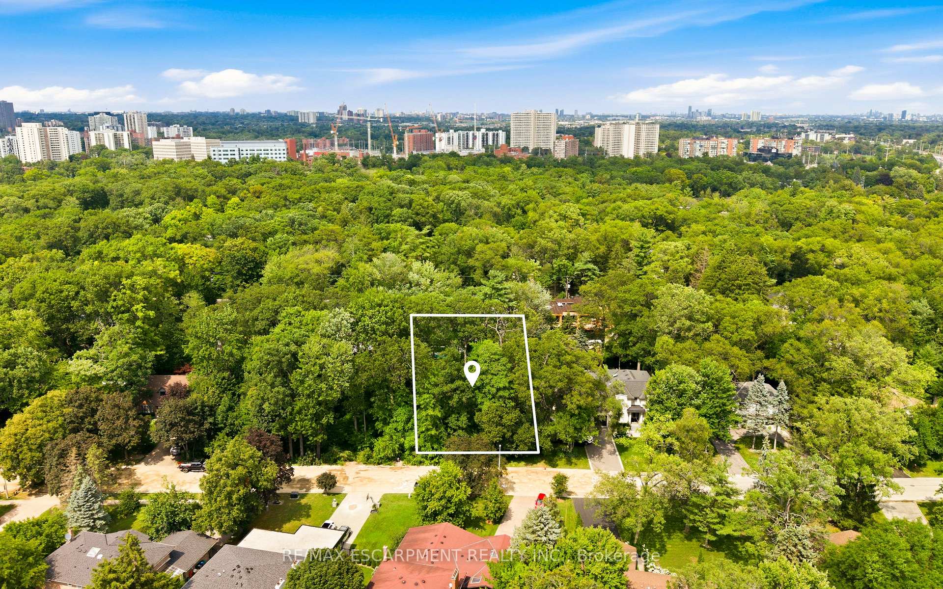 Photo 6 of 2115 Lynchmere Avenue, Mississauga, Cooksville — HOMEH