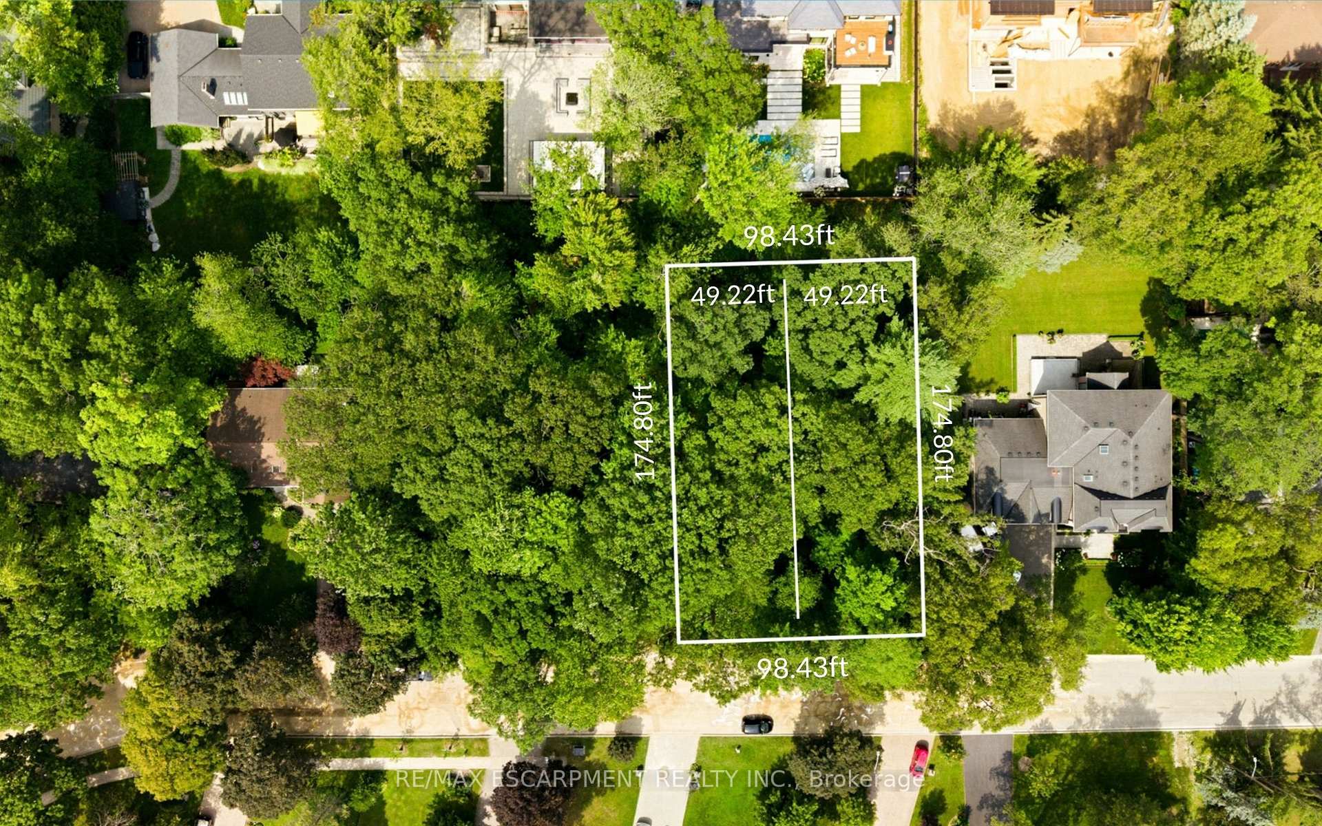 Photo 9 of 2115 Lynchmere Avenue, Mississauga, Cooksville — HOMEH