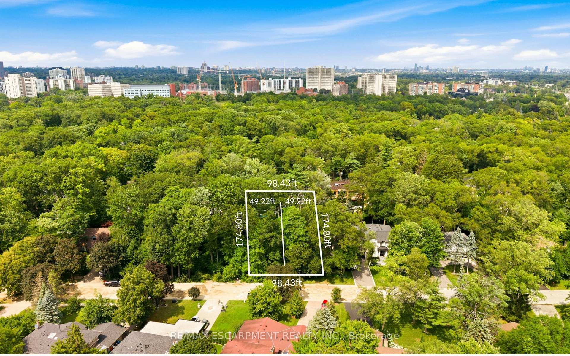 Photo 11 of 2115 Lynchmere Avenue, Mississauga, Cooksville — HOMEH