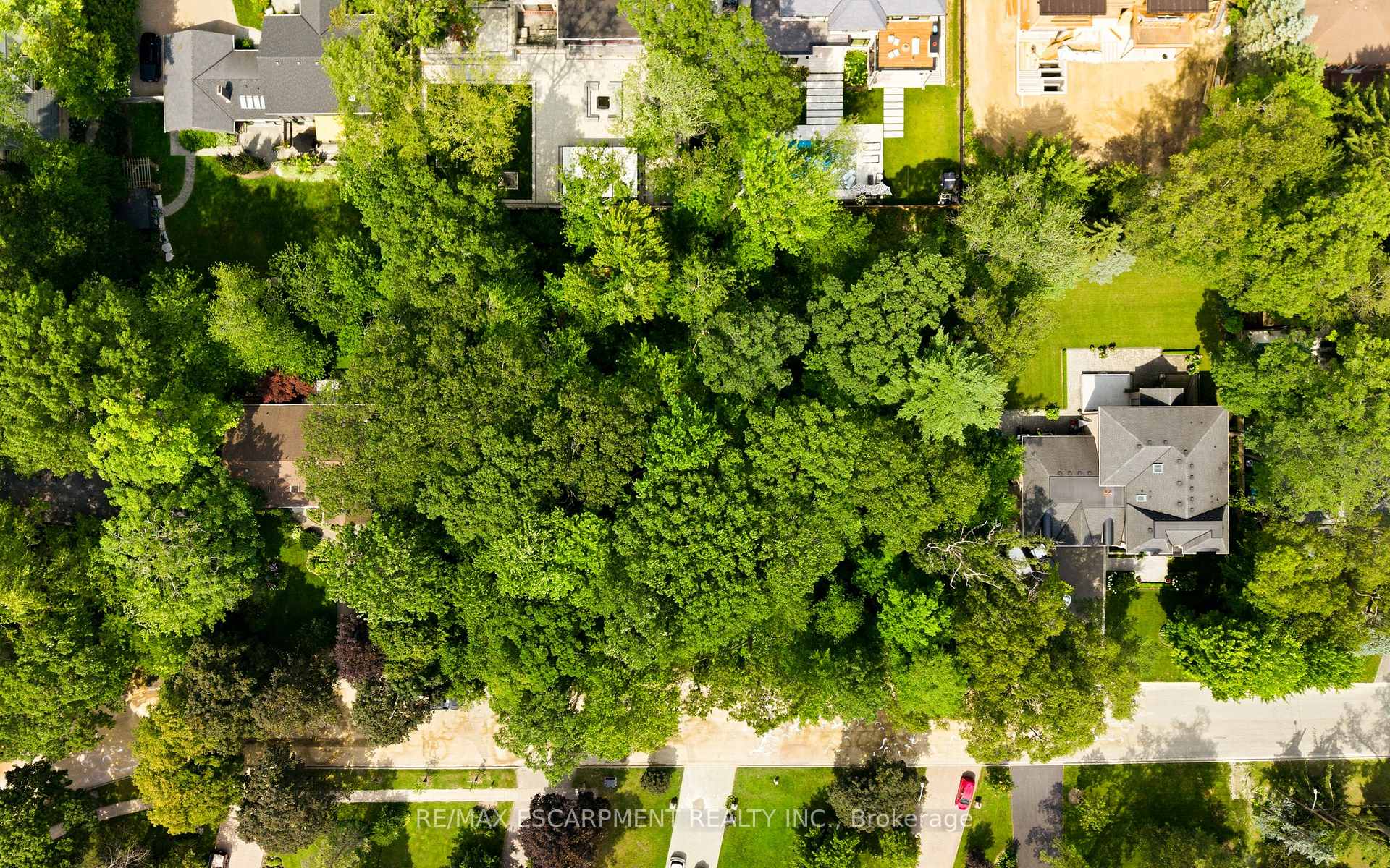 Photo 32 of 2115 Lynchmere Avenue, Mississauga, Cooksville — HOMEH